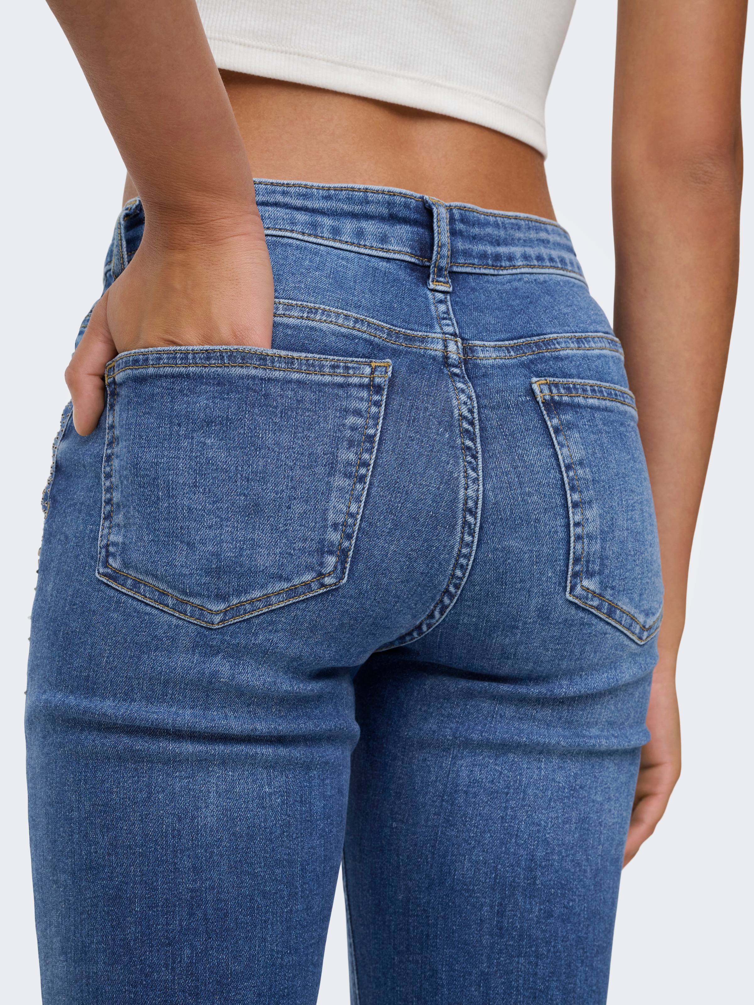 ONLY Slim-fit-Jeans »ONLSUI MID SLIM RHINESTONE DNM TAI«