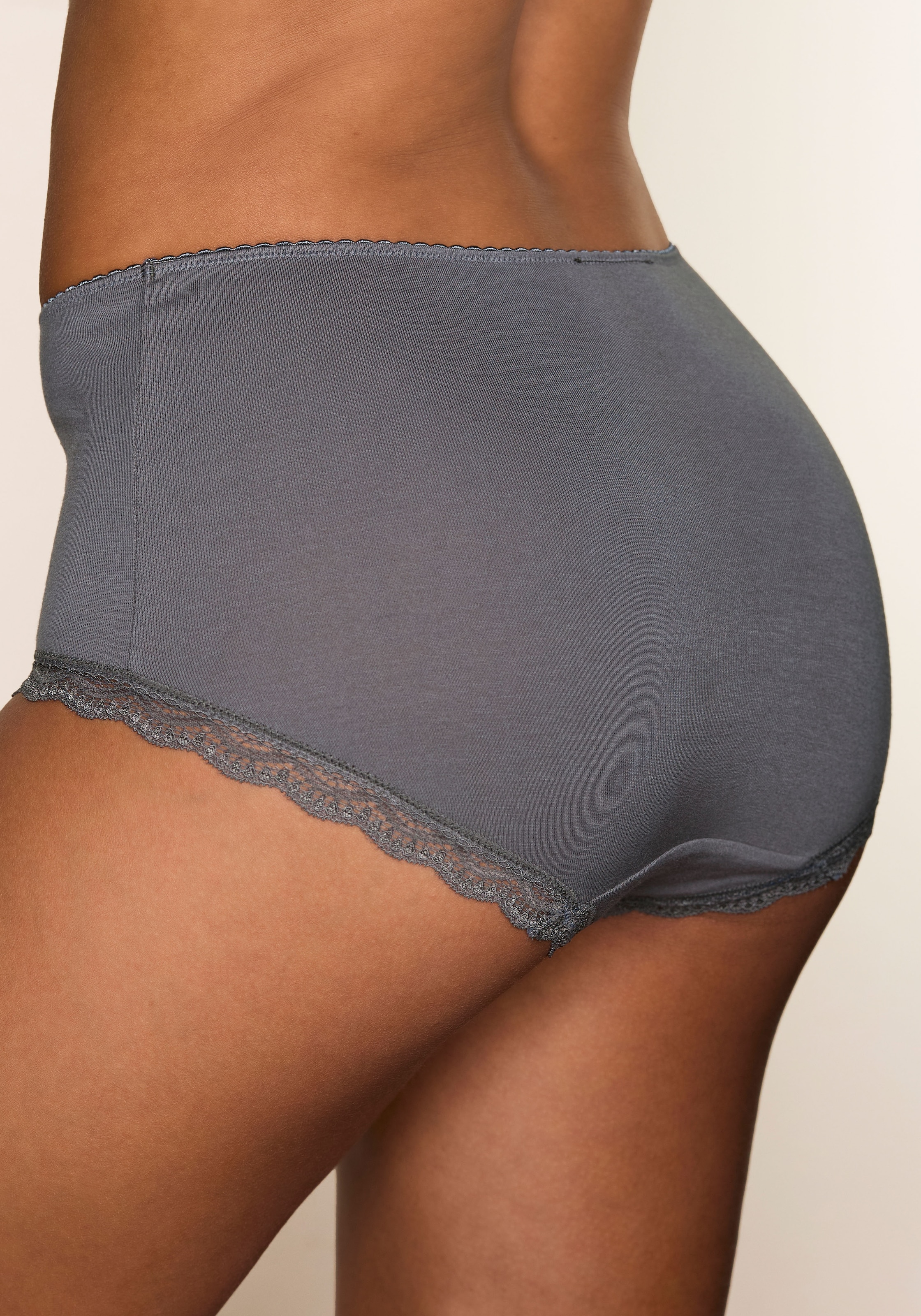 LASCANA Culotte haute 5er-Pack,  aus elastischer Baumwolle mit zarter Spitze, mit Aufbewahrungsbox