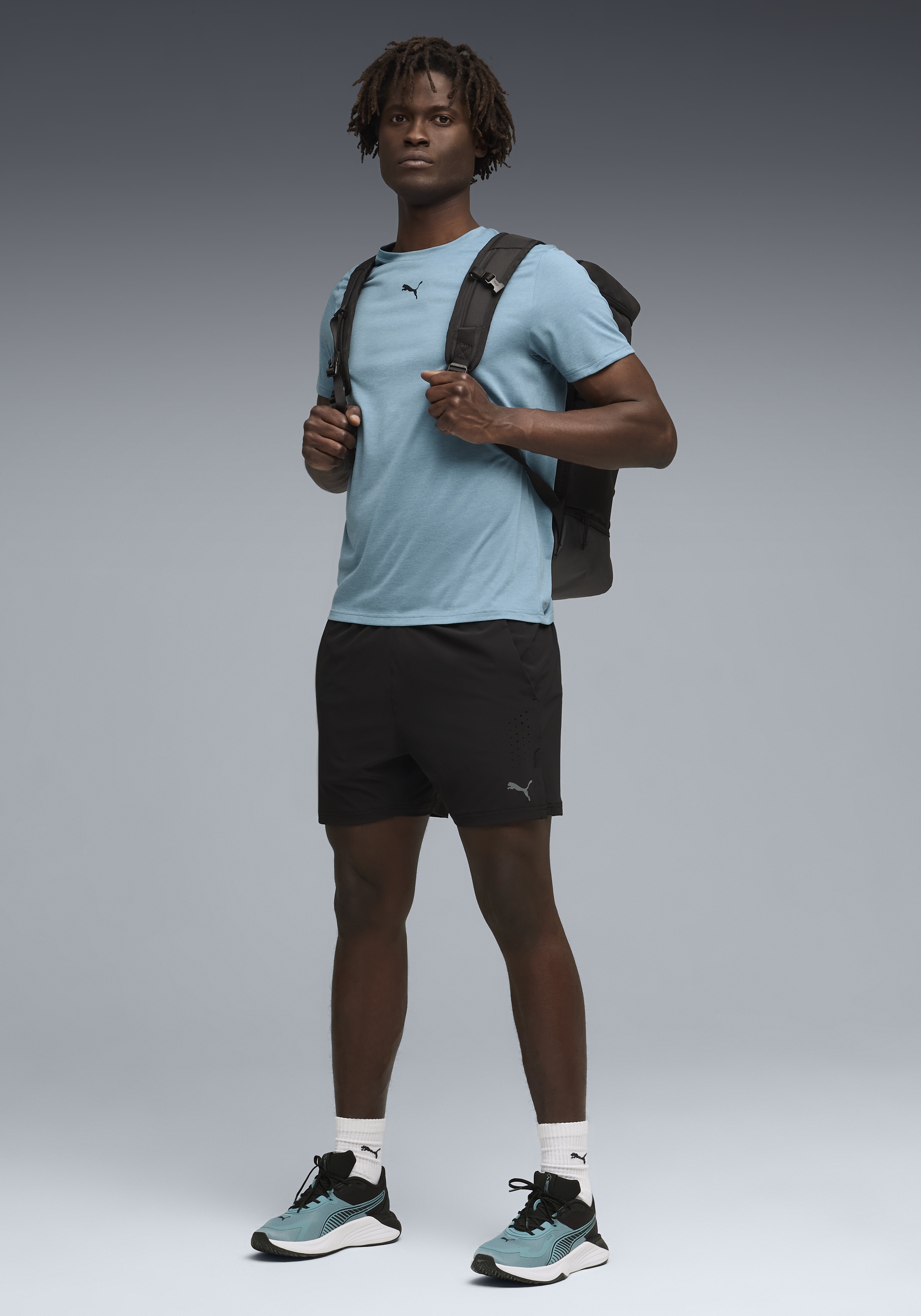 PUMA Trainingsshirt »M TAD ESSENTIALS HEATHER CAT TEE (CF SMALL CAT)« reguläre Passform, atmungsaktives Material, schnell trocknend