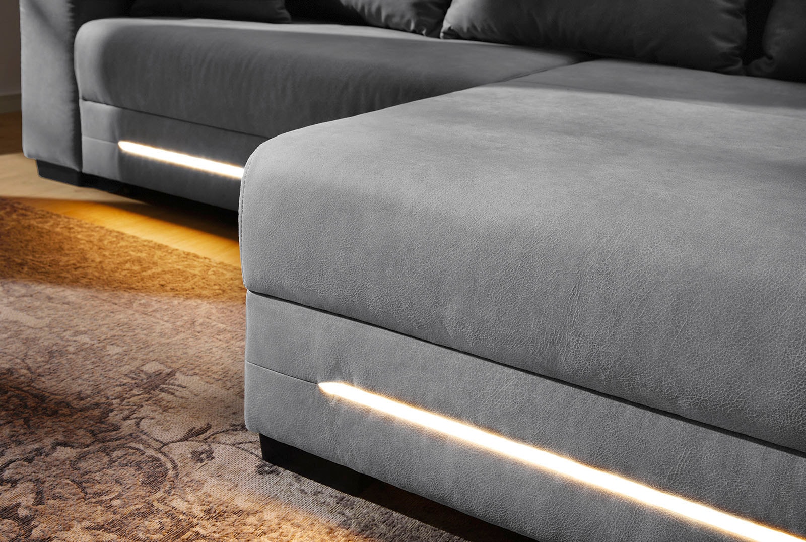 Jockenhöfer Gruppe Ecksofa »Spotlight XL L-Form, B: 261 cm« mit Schlaffunktion, Bettkasten, Licht & 2 Zierkissen