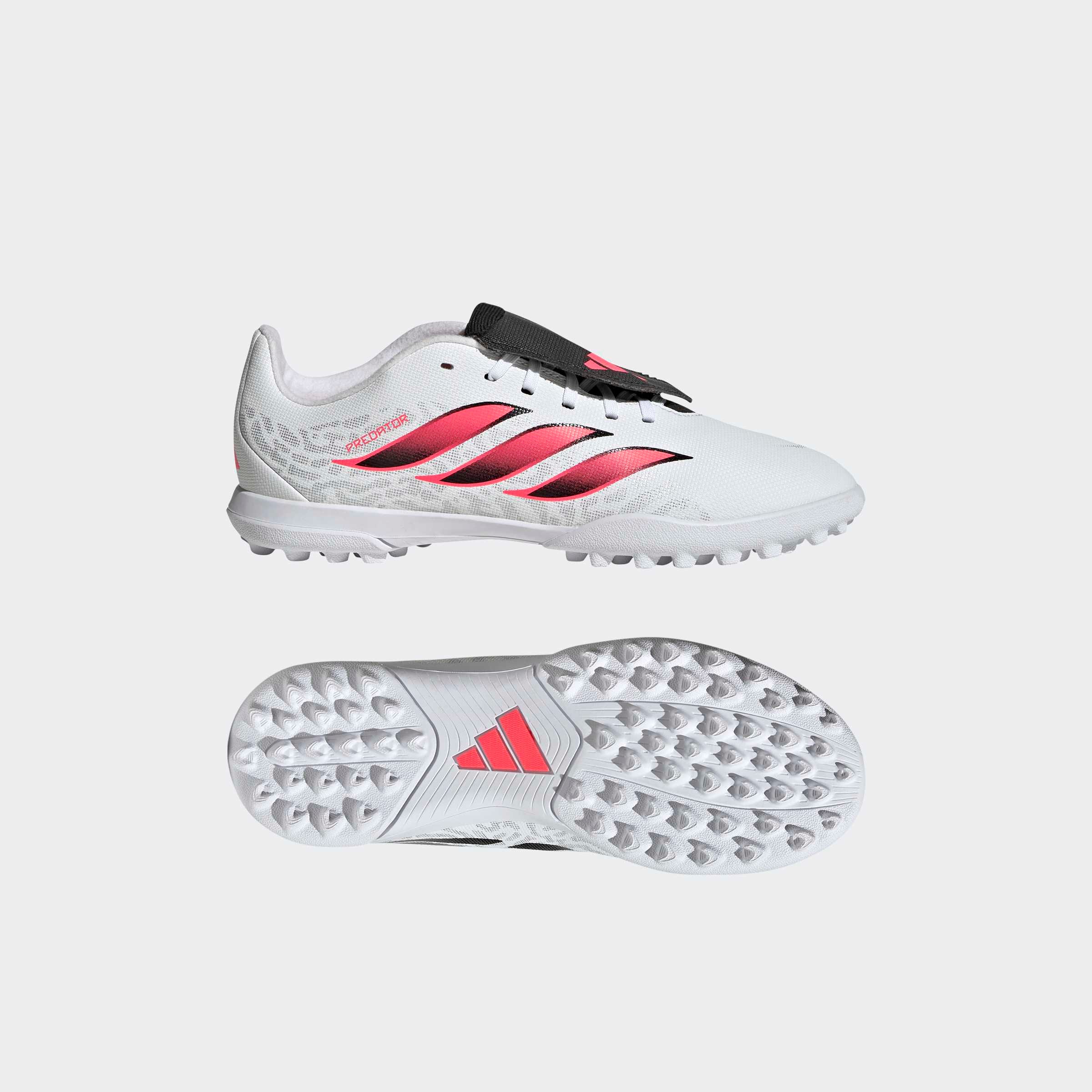 adidas Performance Chaussure de football »PREDATOR CLUB KIDS , HYBRIDRASEN, UMSCHLAGBARE ZUNGE«  pour enfants et adolescents