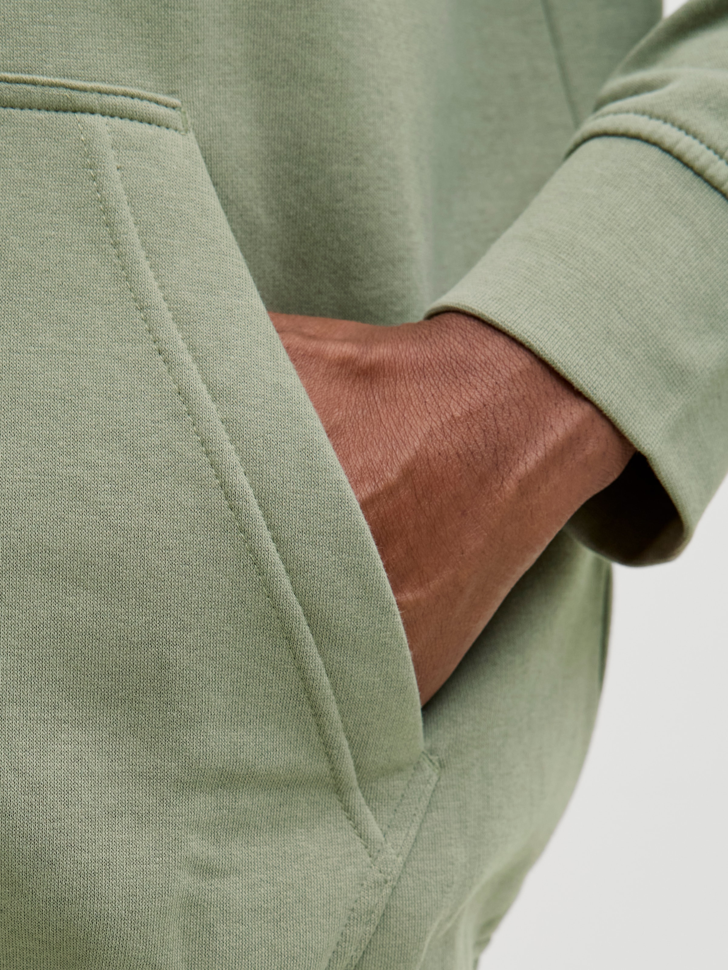 Jack & Jones PlusSize Sweat à capuche »JJESOHO SWEAT HOOD NOOS PLS«, mit Logobranding
