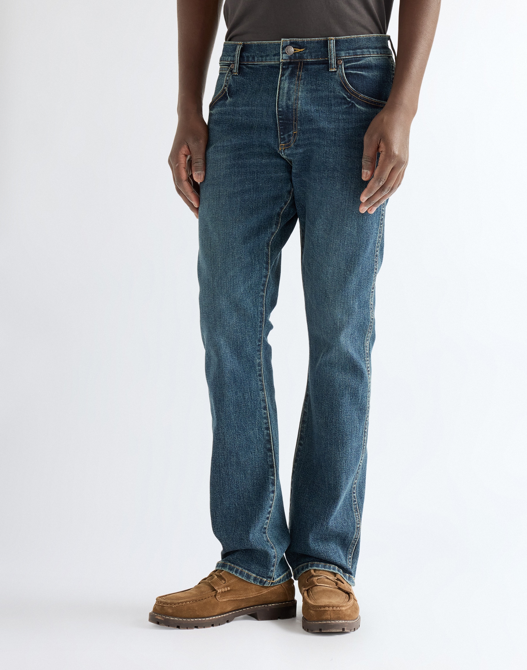 Wrangler Bootcut-Jeans »Foundation« Bootcut fit