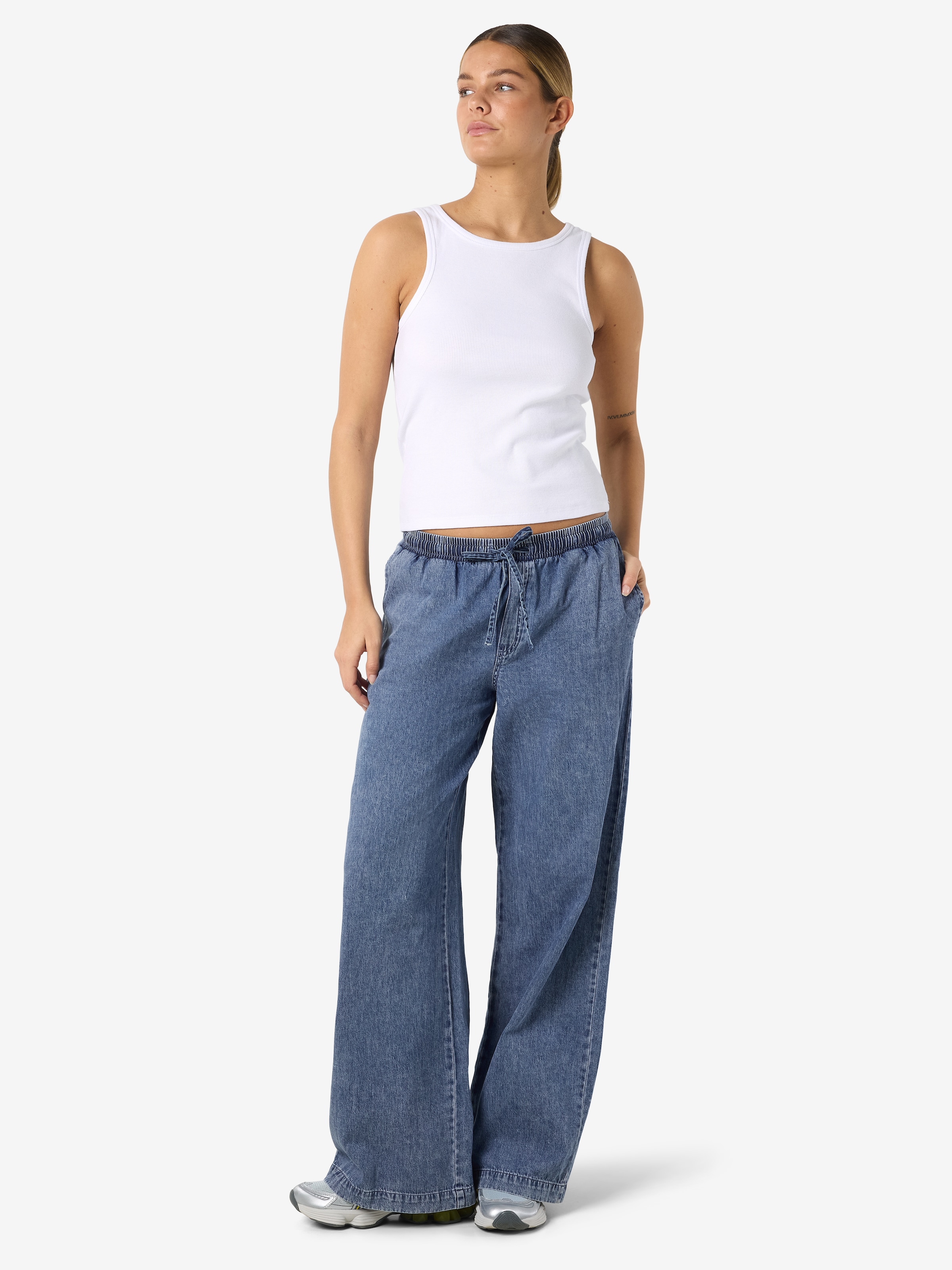Noisy may Pantalon sweat »NMENZA MW WIDE PANTS MG004MB NOOS«