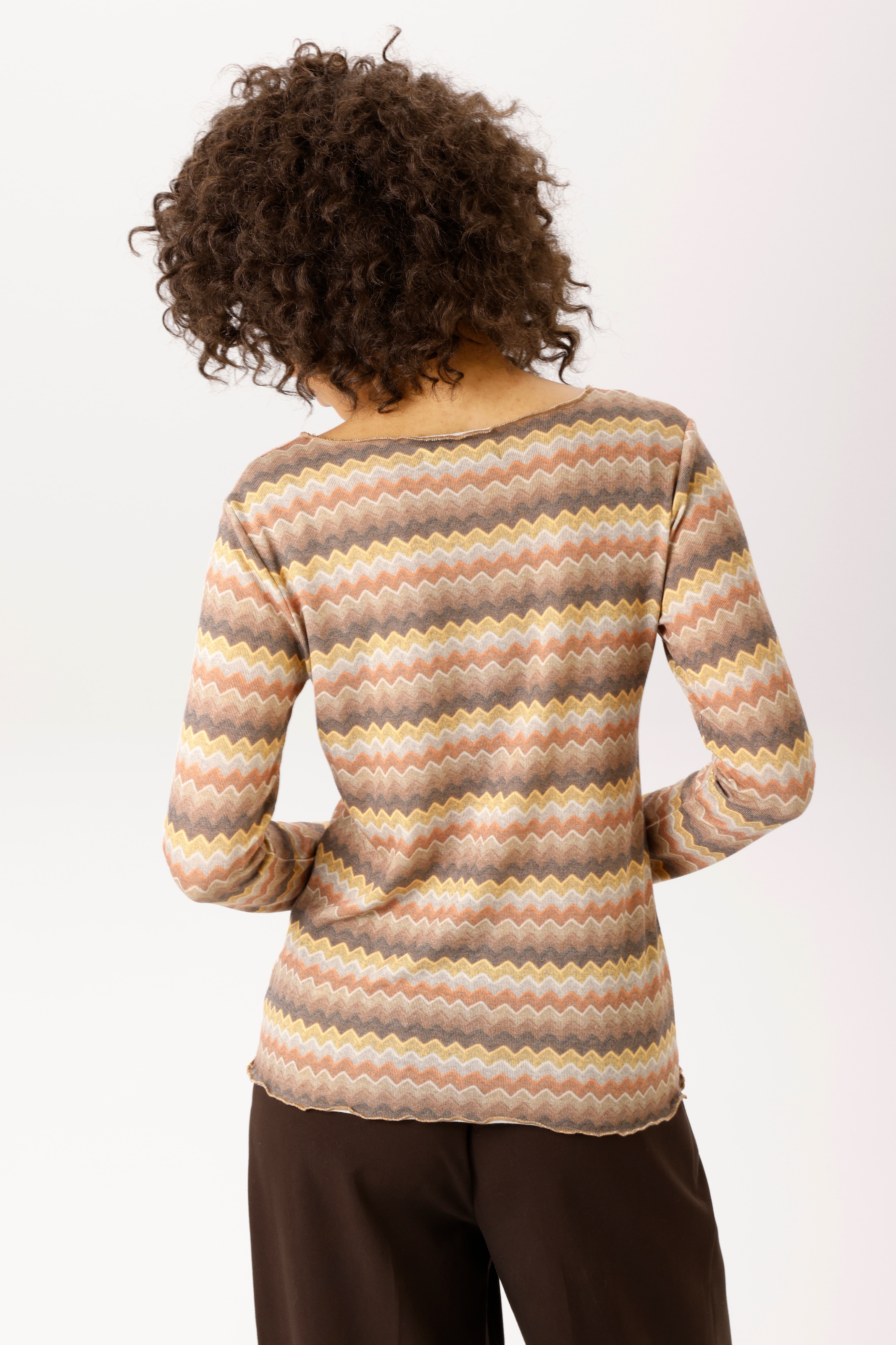 Aniston CASUAL Langarmshirt im trendfarbenem, geringelten Zick-Zack-Muster - NEUE KOLLEKTION