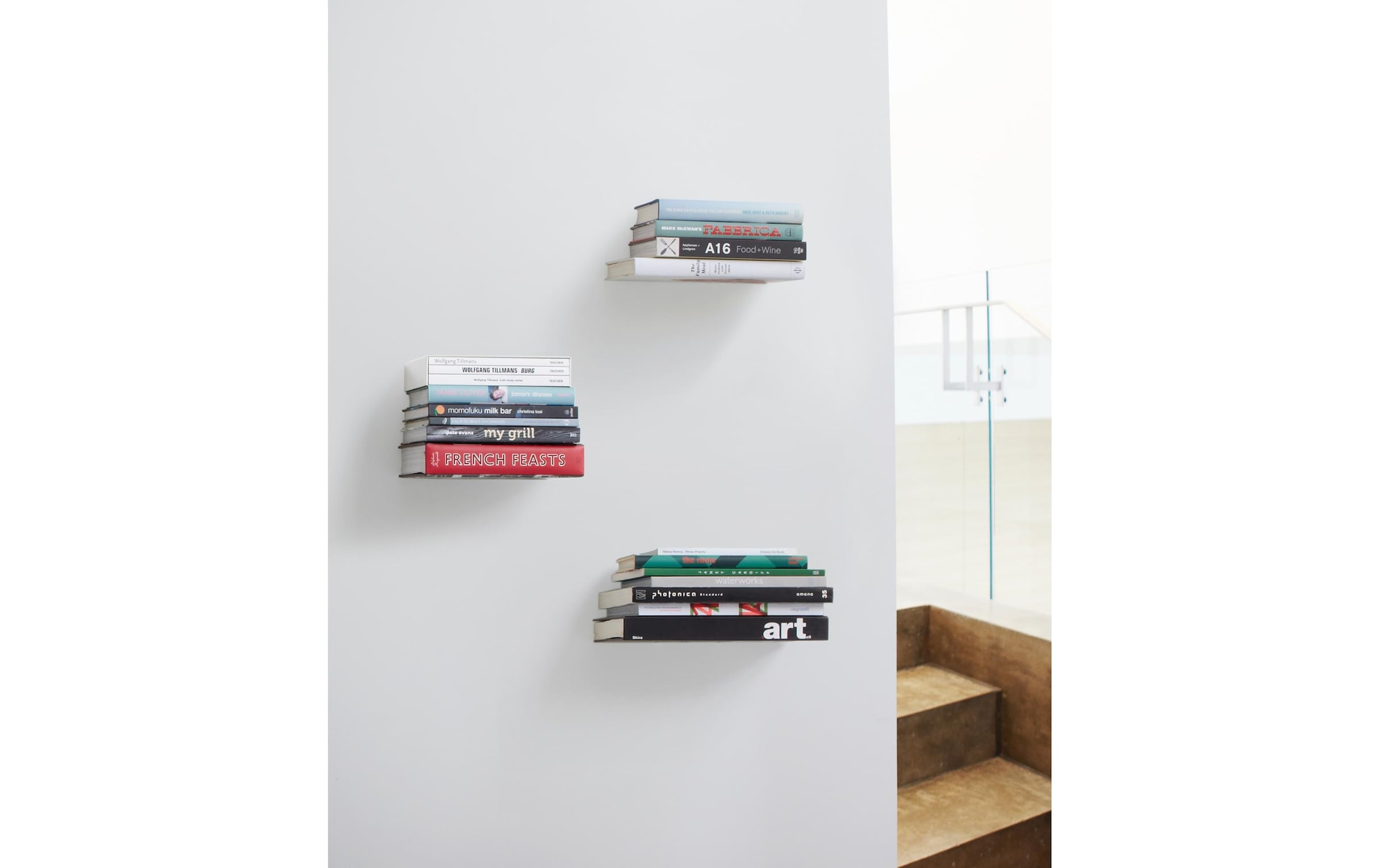 Umbra Wandregal »Conceal«