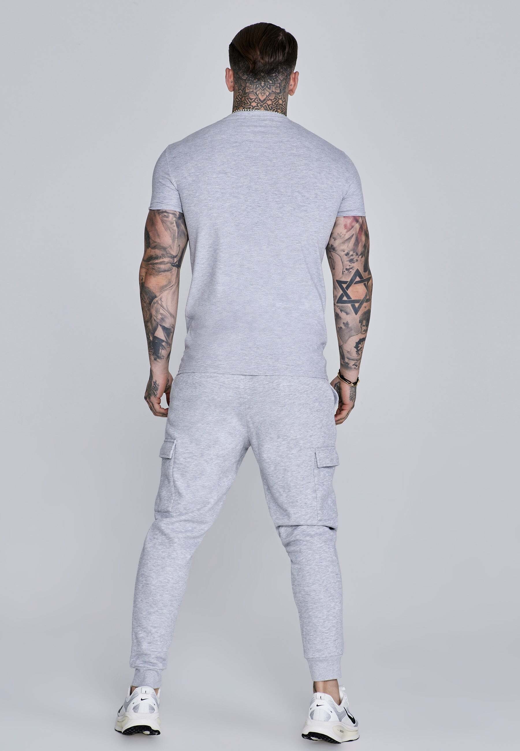 Siksilk Pantalon cargo »Siksilk Cargohose Essentials Cargo Joggers«