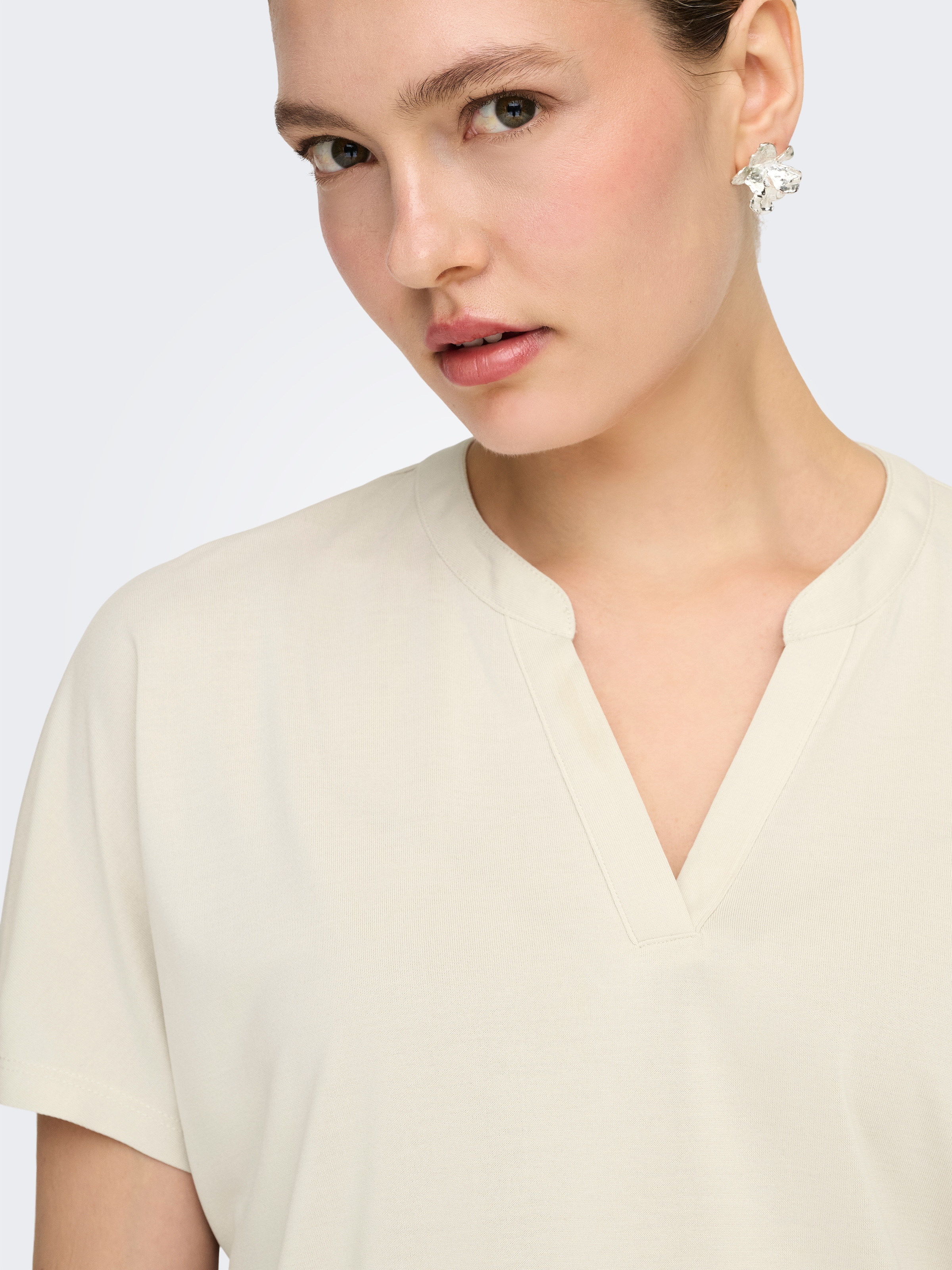 ONLY T-shirt à manches courtes »ONLFREE LIFE S/S SPLIT TOP JRS« mélange de matériaux, coupe régulière
