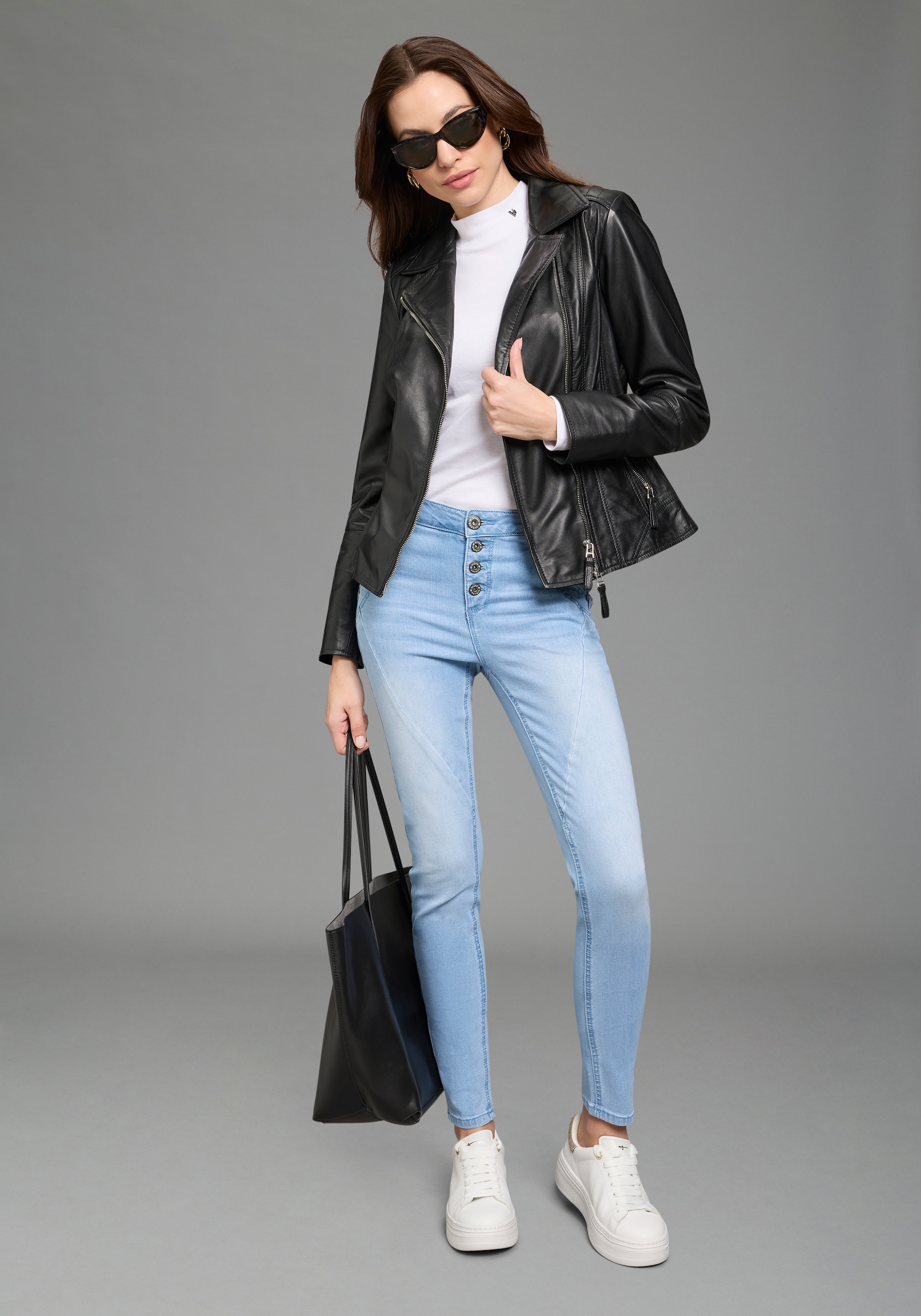 Bruno Banani Skinny-fit-Jeans extraenger Schnitt, normale Leibhöhe, mit Gesäss- und Eingrifftaschen