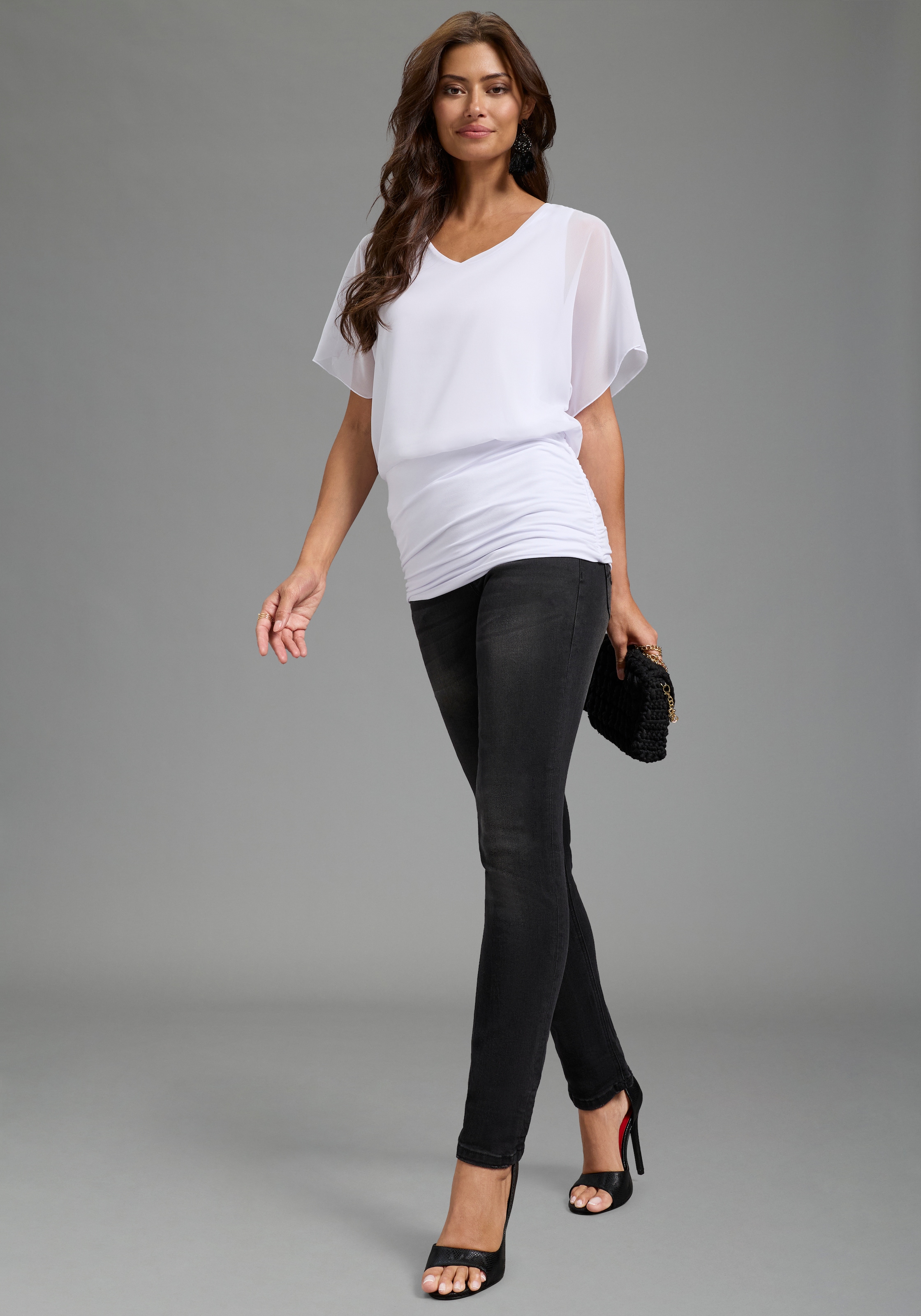 Laura Scott Blouse en mousseline figurenbetont, hüftbedeckende Länge, V-Ausschnitt, unifarben