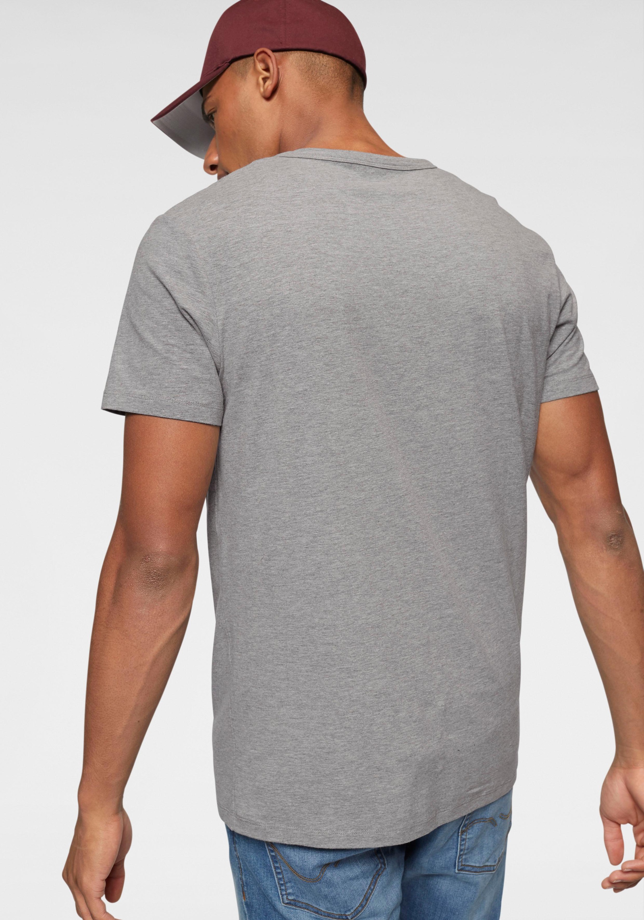 Jack & Jones T-Shirt »SLIM- FIT BASIC TEE V-NECK« mit V-Ausschnitt