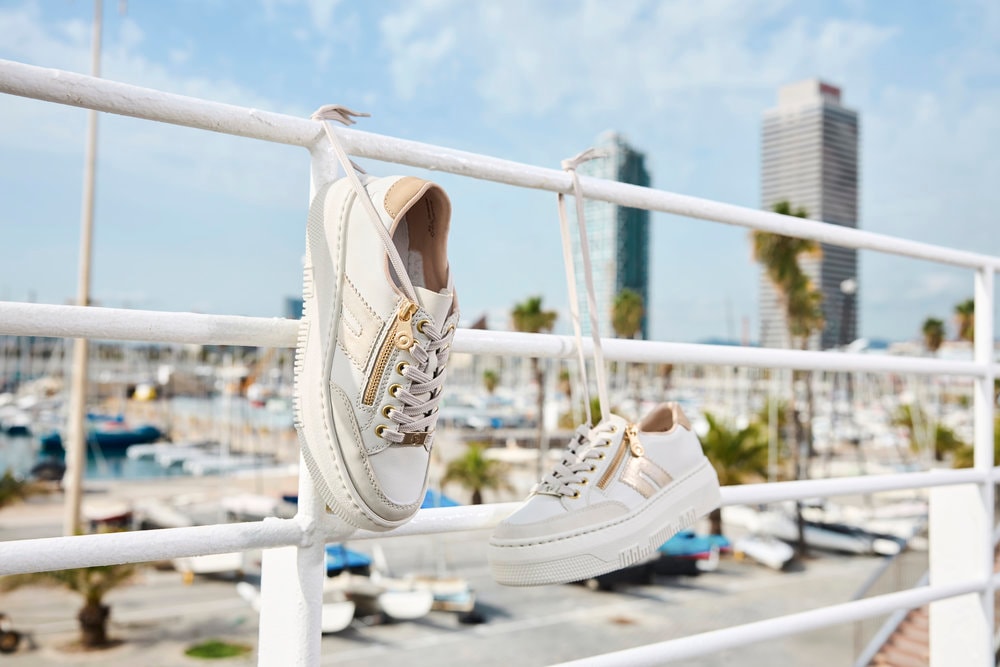 Rieker Baskets à plateforme  chaussure à lacets, chaussure basse, chaussure de loisirs avec fermeture éclair latérale