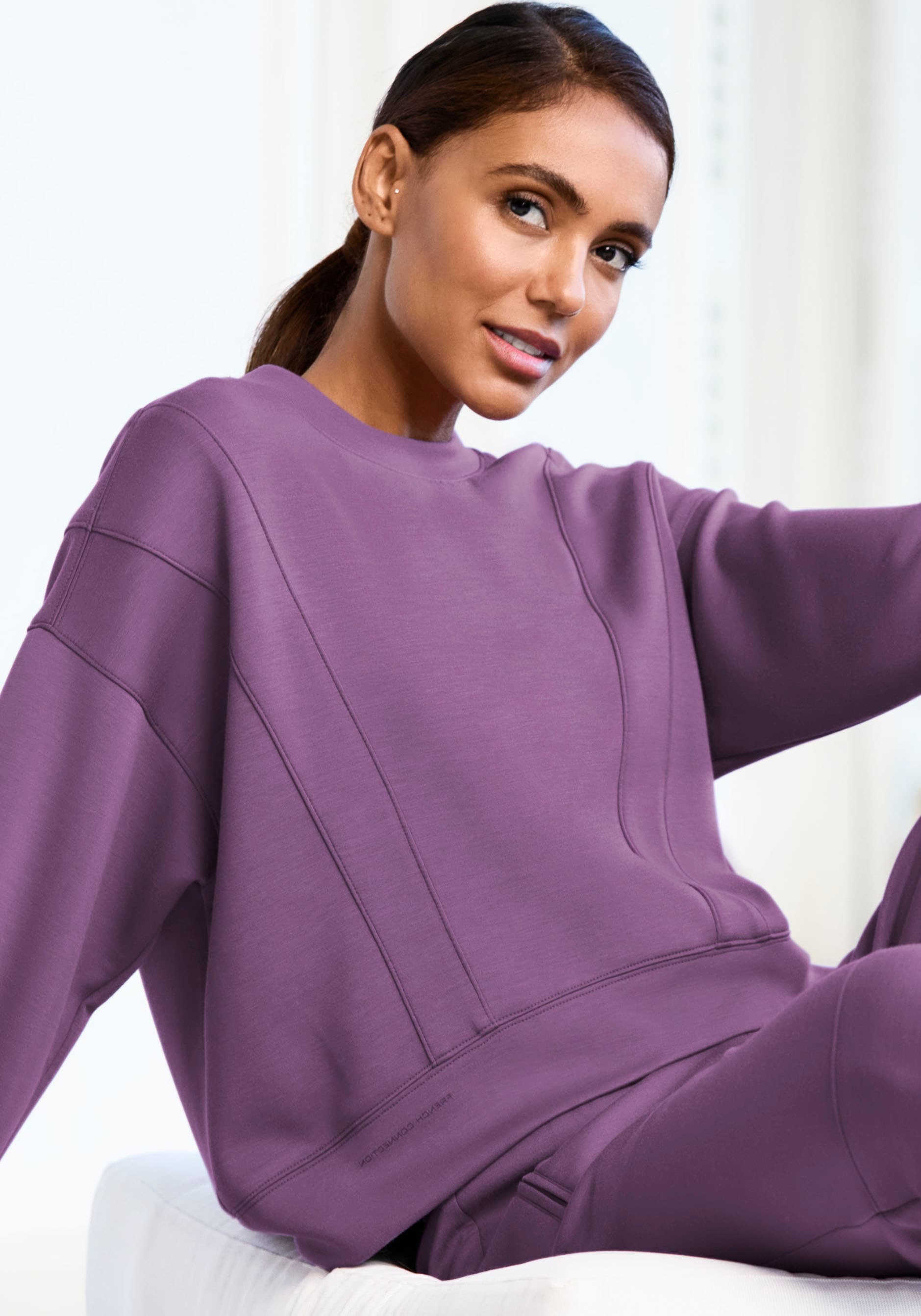 French Connection Sweatshirt mit überschnittenen Schultern