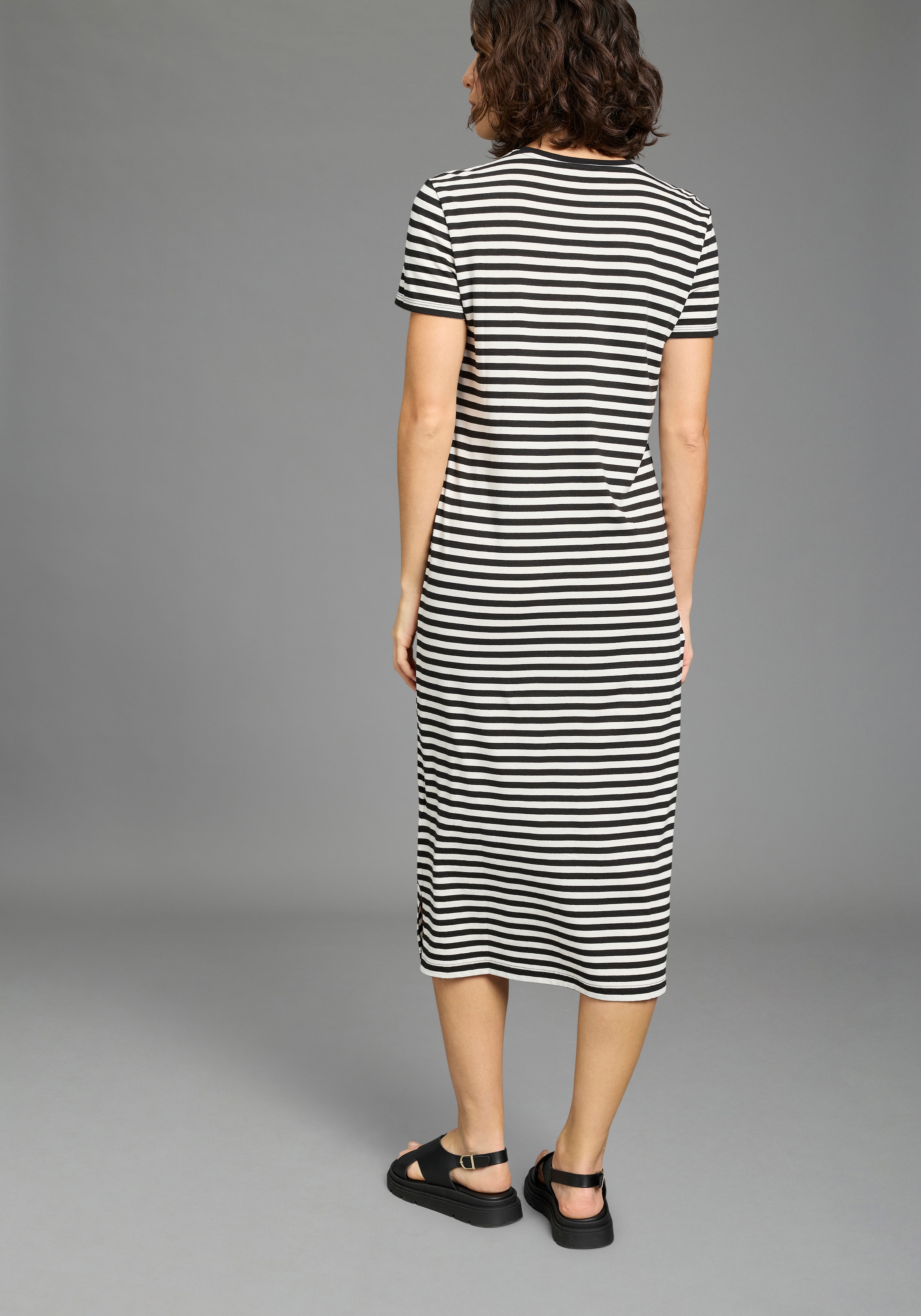 Flashlights Robe t-shirt wadenlange Schnittform, aus Single Jersey, mit gestreifter Optik