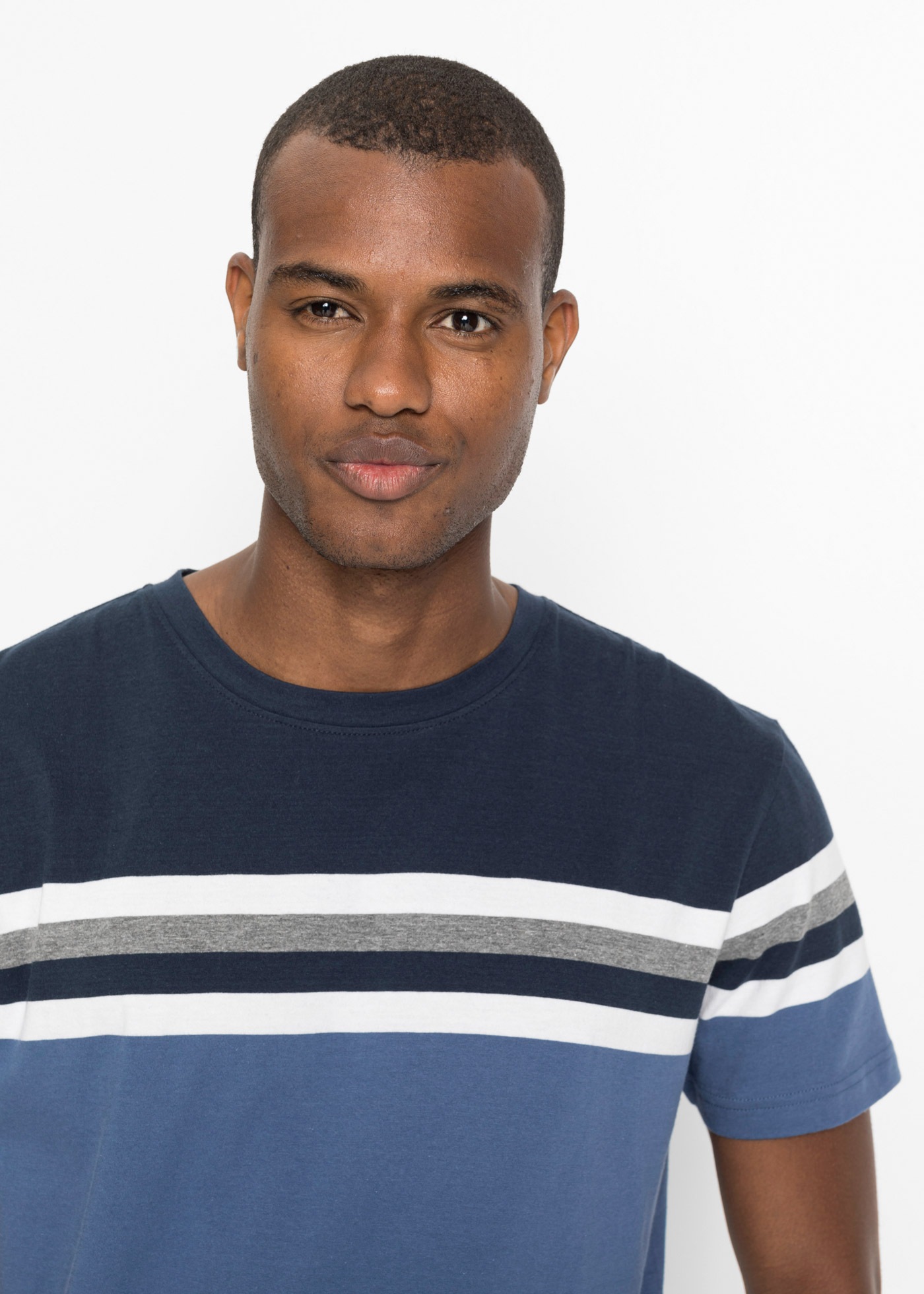 bonprix T-shirt »T-Shirt aus reiner Baumwolle« Regular Fit, mit elastischem Bund, mit Streifenmuster