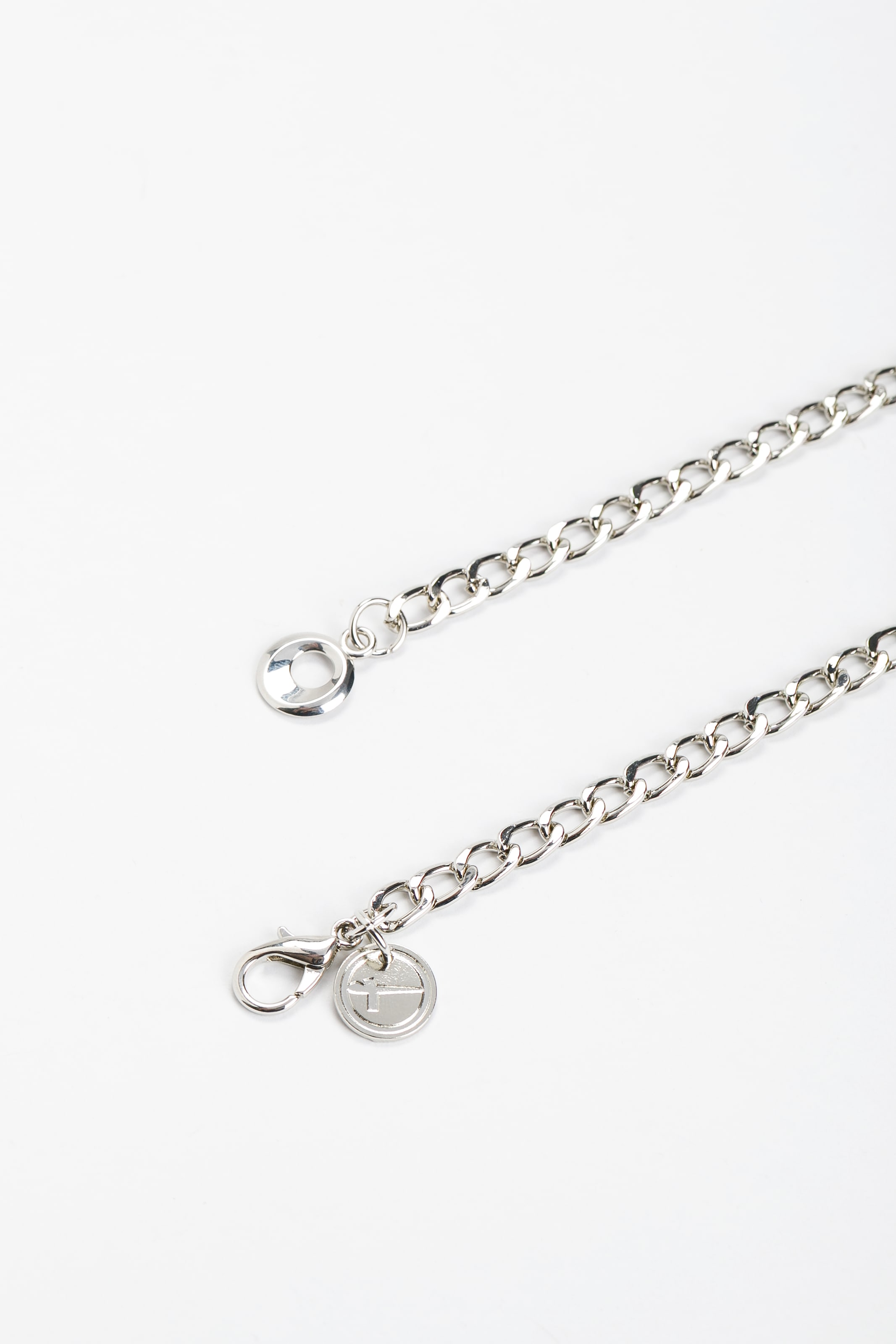 Tamaris Ceinture de chaîne Vorne 6 cm breit mit gehämmerten Herzen, individuell verstellbar