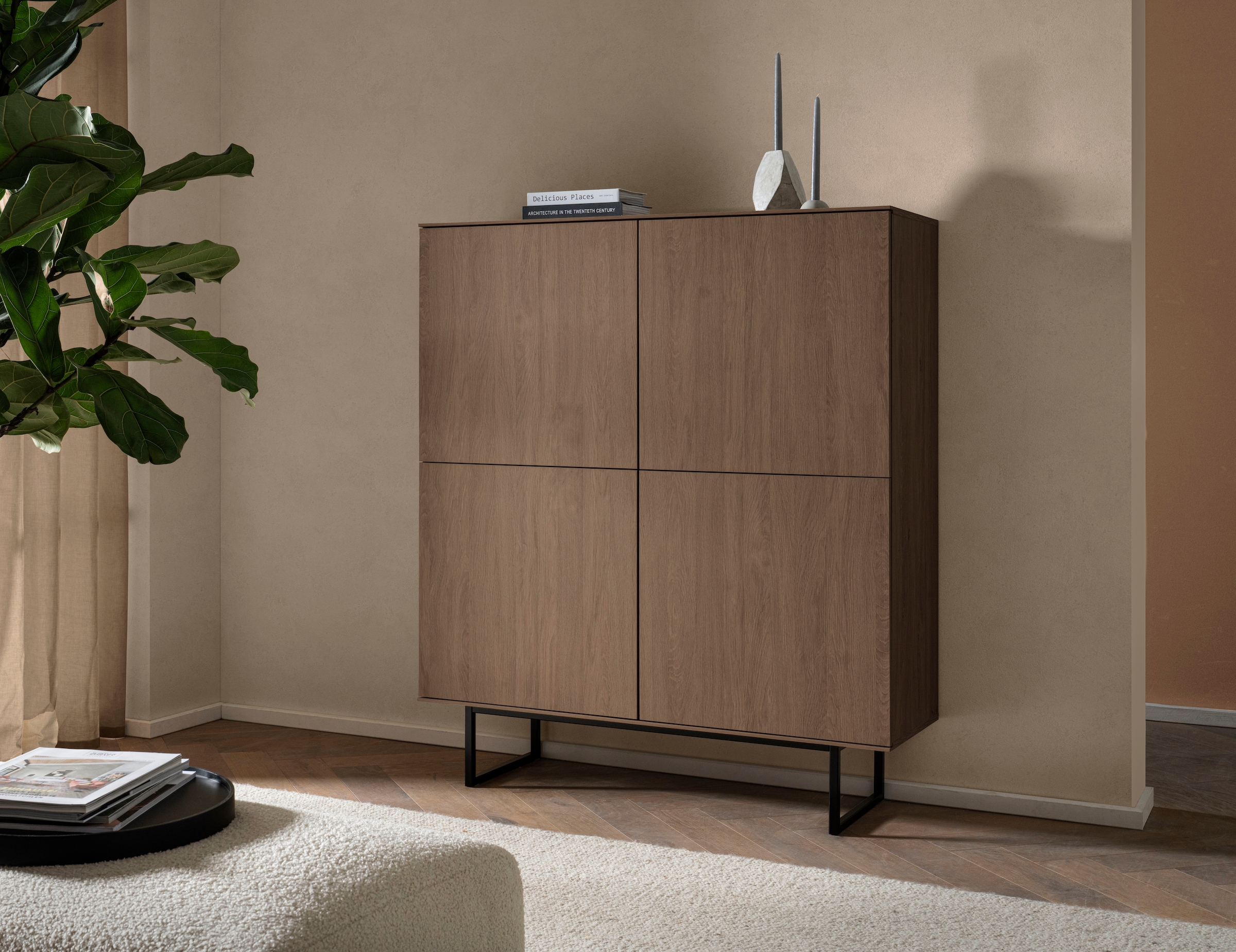 Home affaire Buffet haut »Lund, moderner Schrank, Kommode mit Kufengestell« surface supérieure visuellement fine, aspect haut de gamme, espace de rangement suffisant