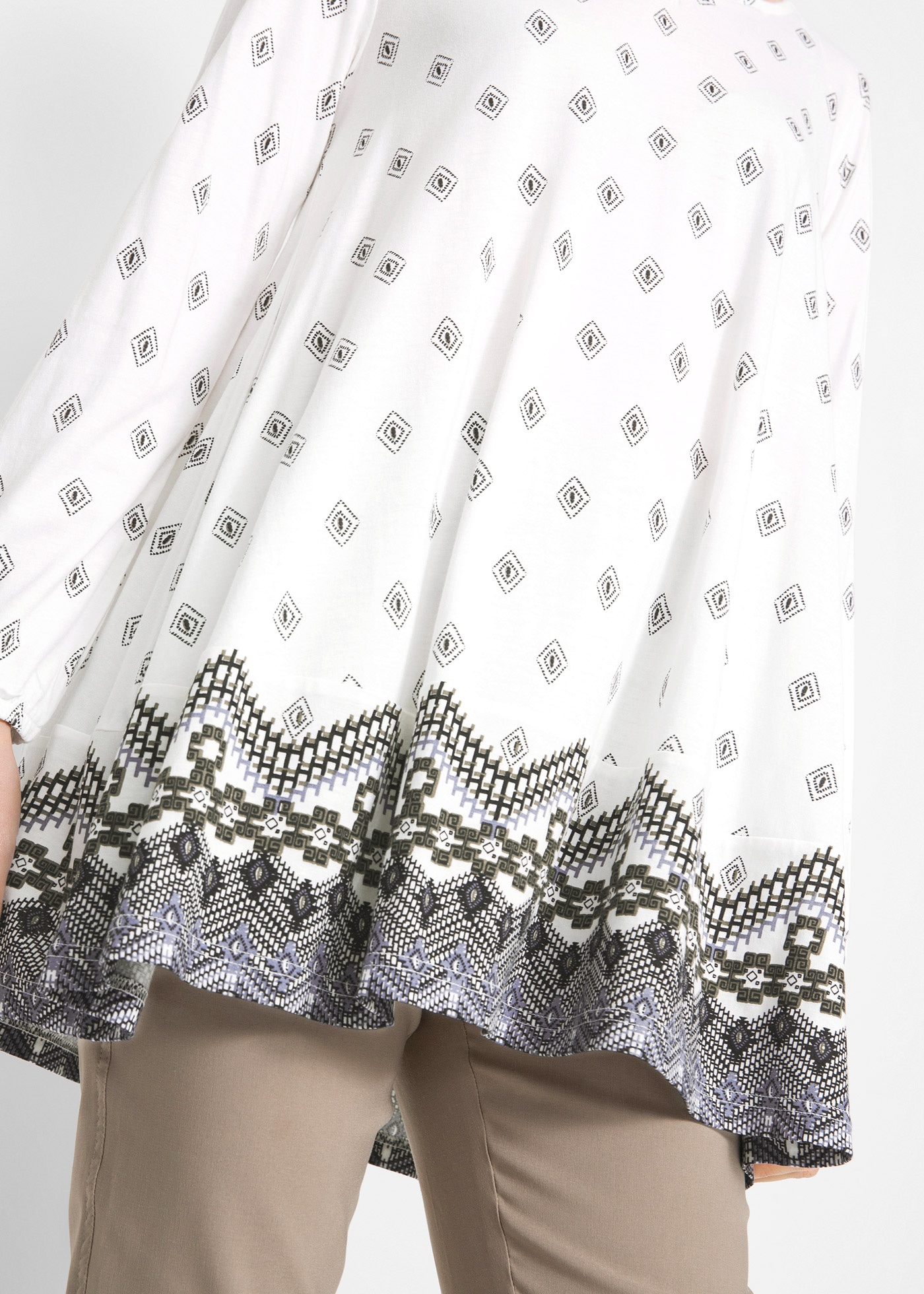 bonprix T-shirt tunique »Shirt-Tunika aus Baumwoll-Viskose-Mix« A-Linie Passform, extra weite Schnittführung, Casual Stil