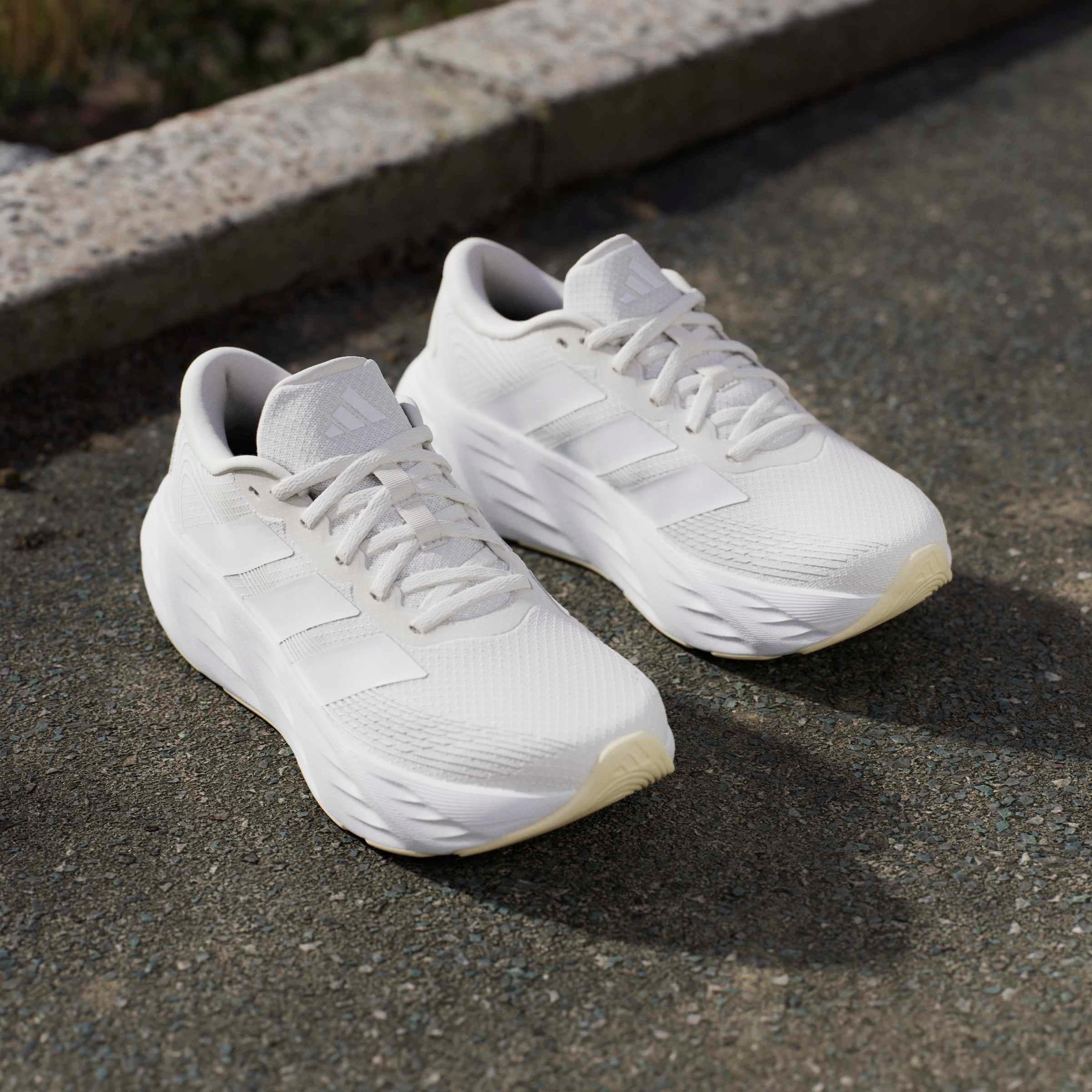 adidas Performance Chaussure de course »GALAXY 8«