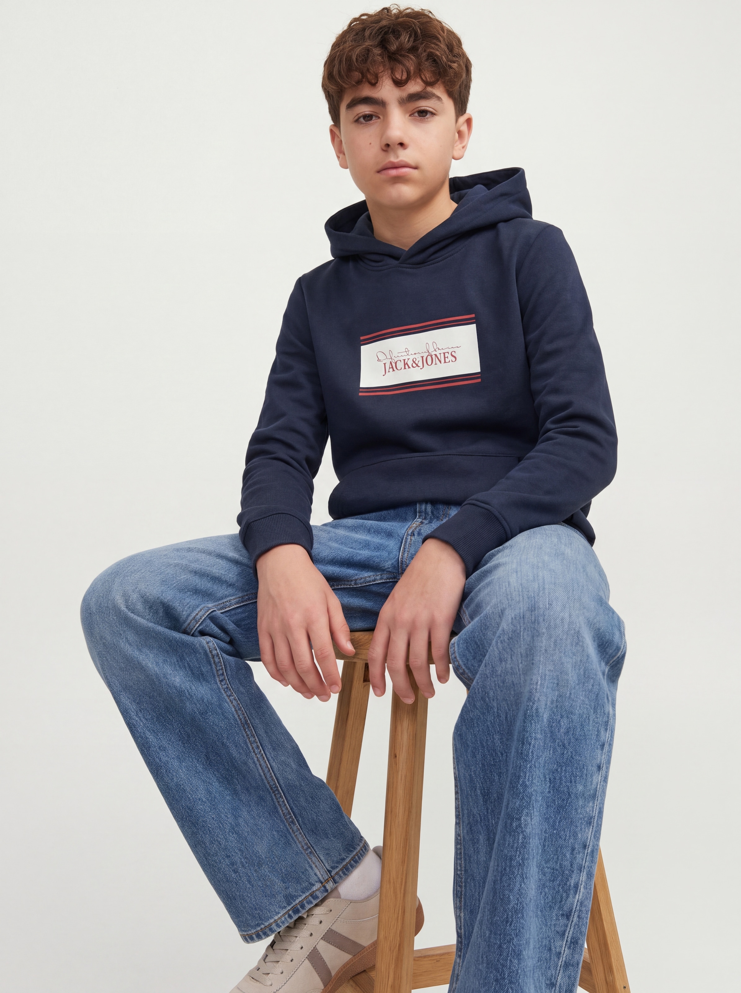 Jack & Jones Junior Sweat à capuche »JJBUSTER SWEAT HOOD BTS SN JNR«, mélange coton, coupe régulière
