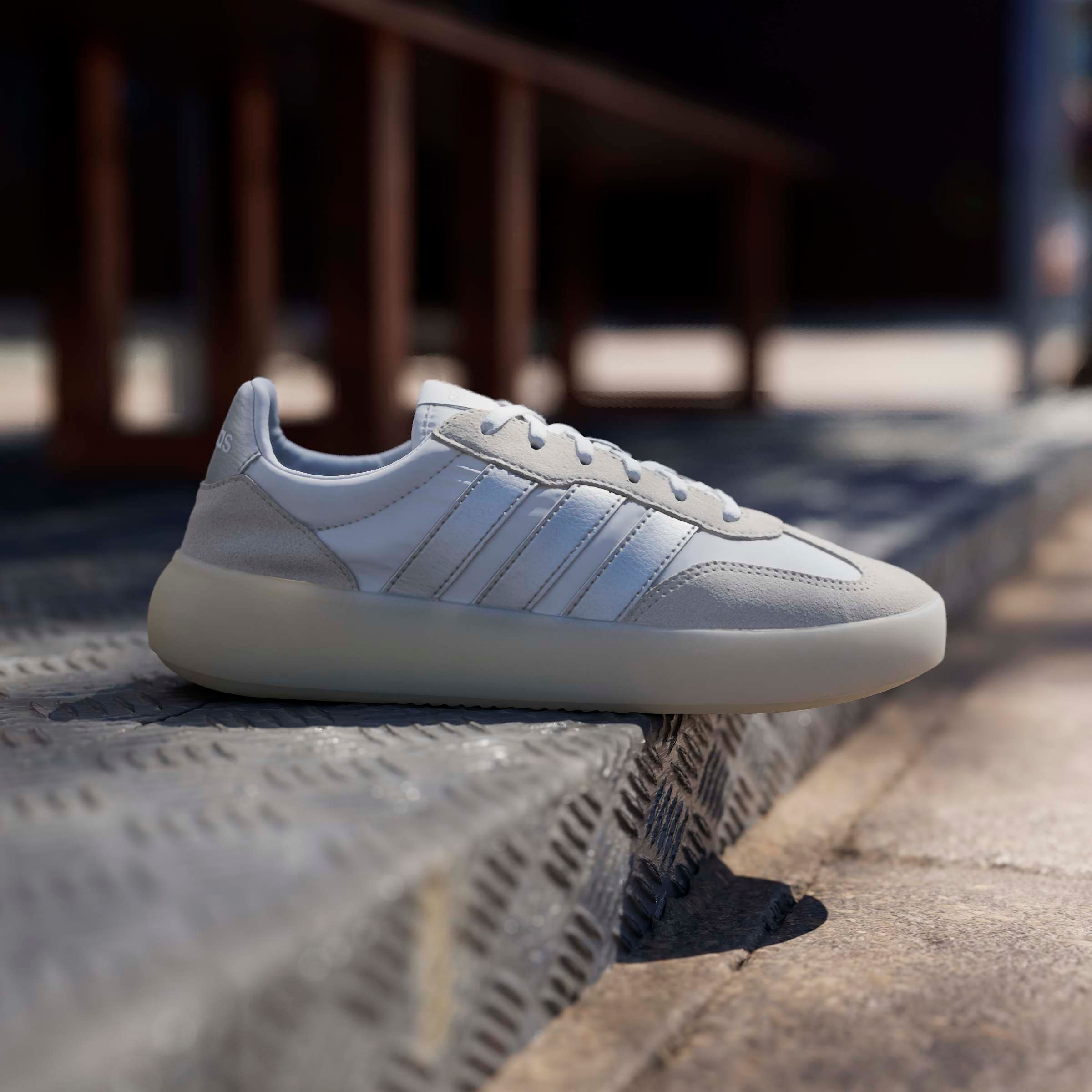 adidas Sportswear Sneaker »BARREDA DECODE«  inspiriert vom Design des adidas handball spezial