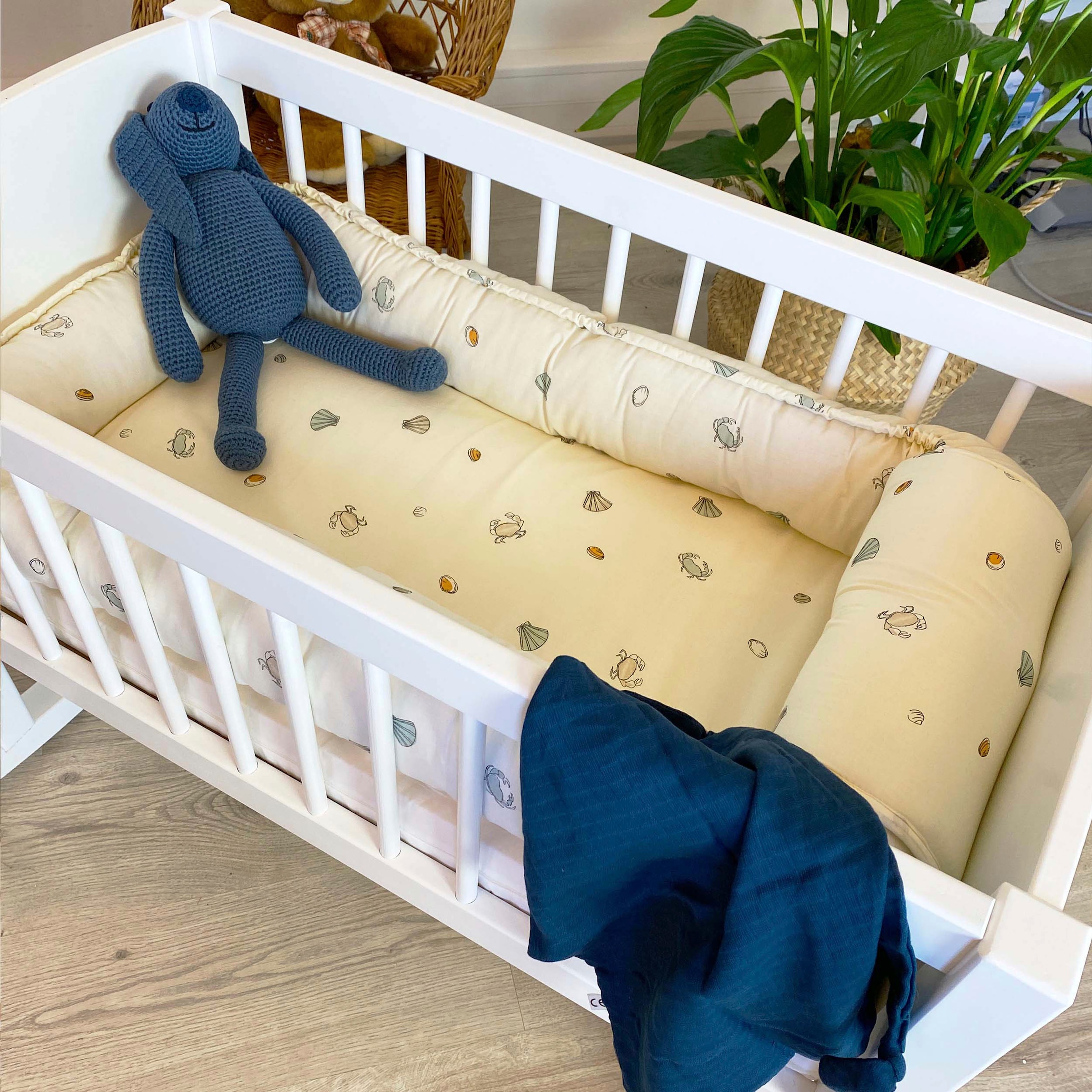 Hoppekids Stubenbett umbaubar zu Sitzbank, wahlweise mit Matratze & Zubehör