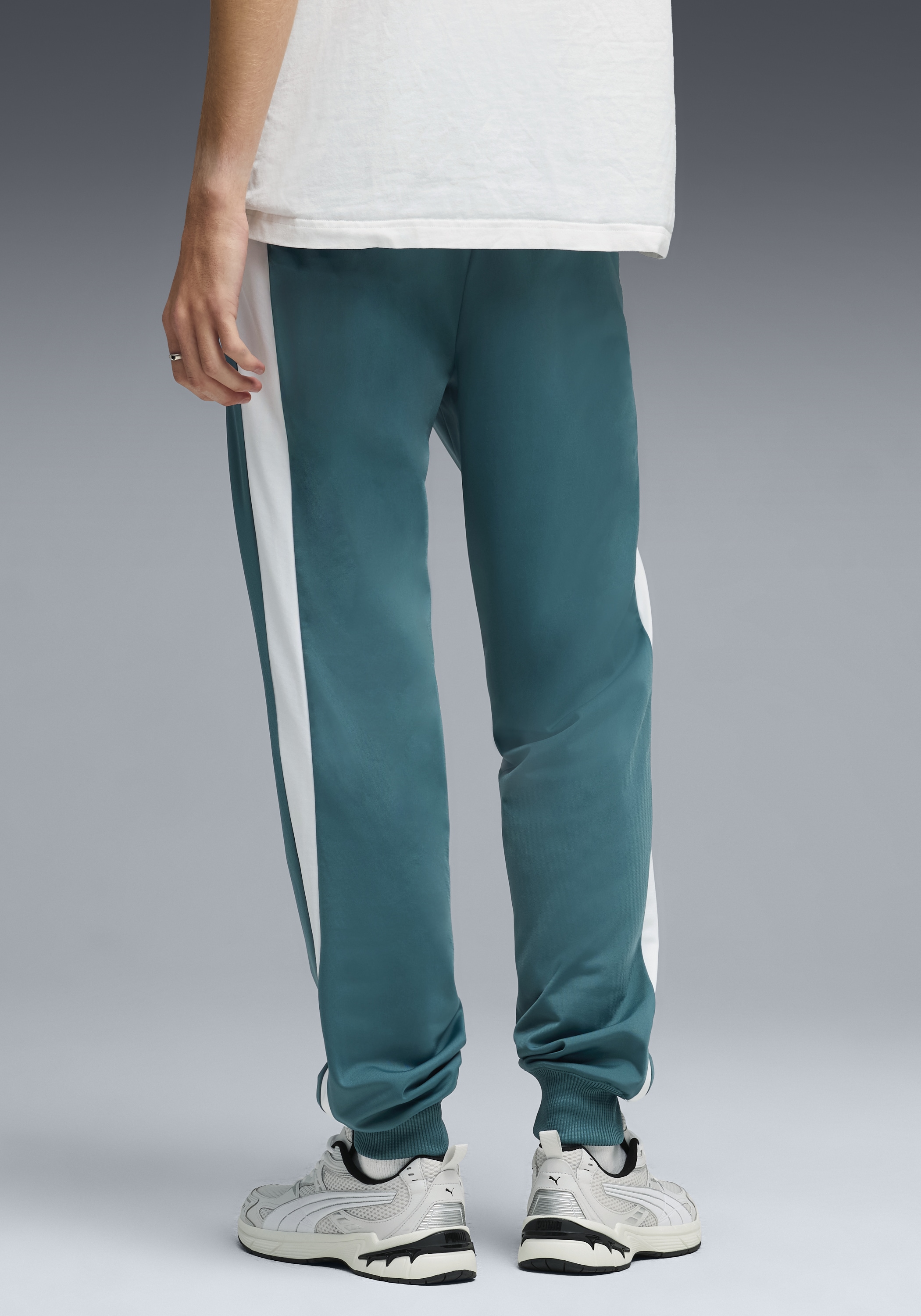 PUMA Pantalon de survêtement »T7 FOUNDATION CL POLY KNITTED PANTS«  sportlicher Stil, für vielseitige Sportmode, Regular Fit