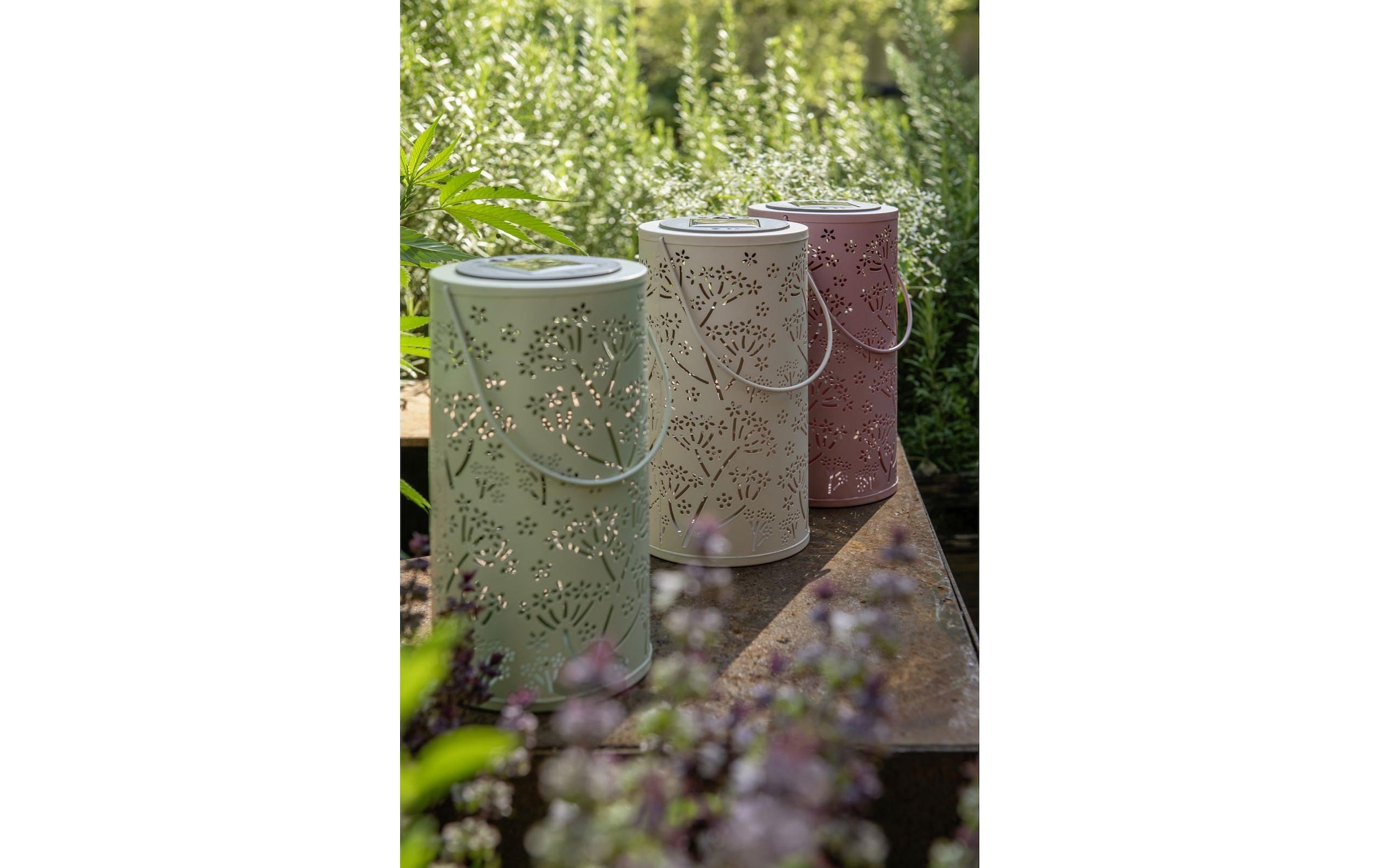 STT LED Laterne »Solar Flowery Lantern« Warmweiss Dekolicht zum Aufstellen oder Aufhängen