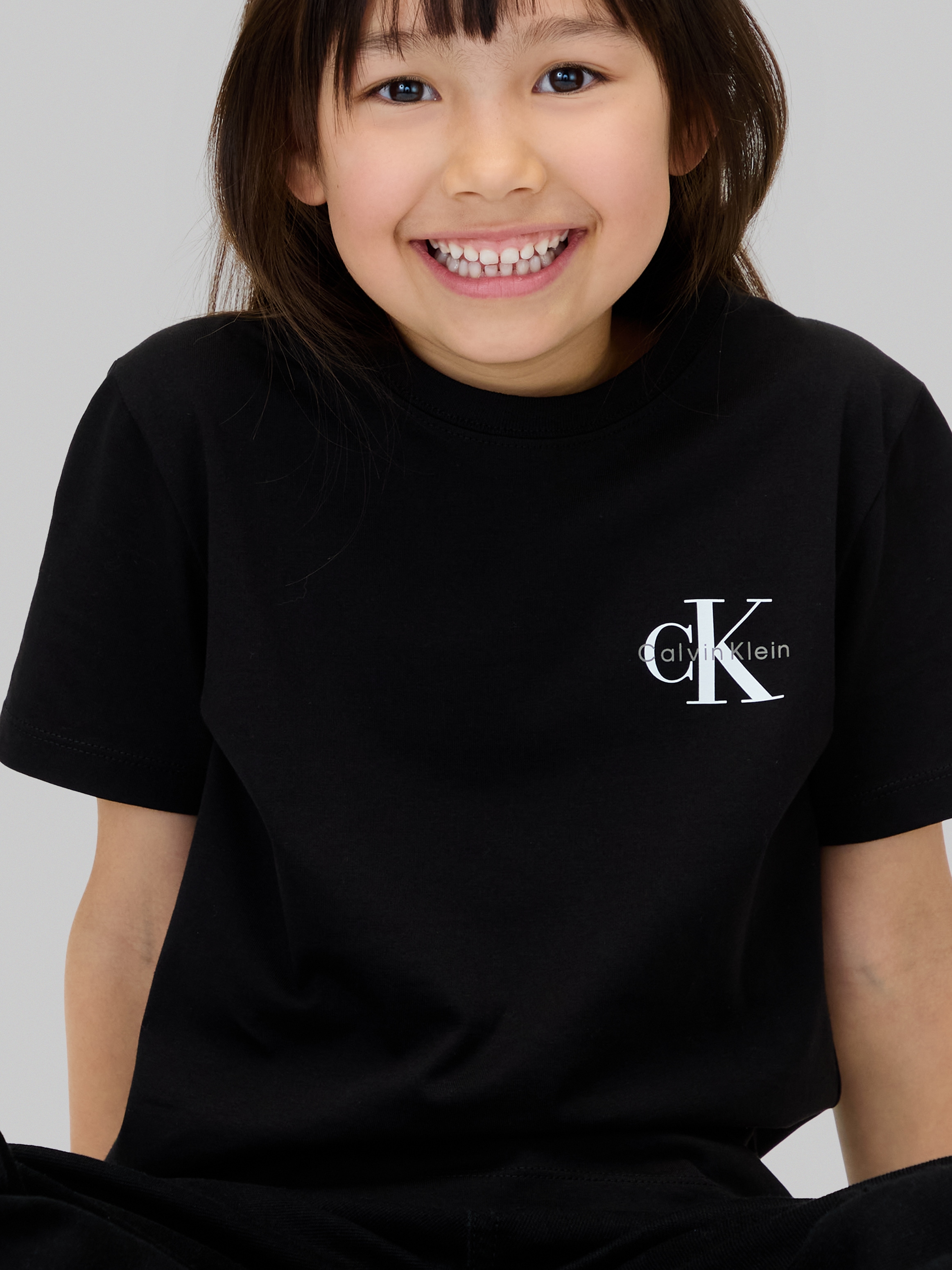 Calvin Klein Jeans T-shirt für Kinder bis 16 Jahre, regular fit, Rundhalsausschnitt