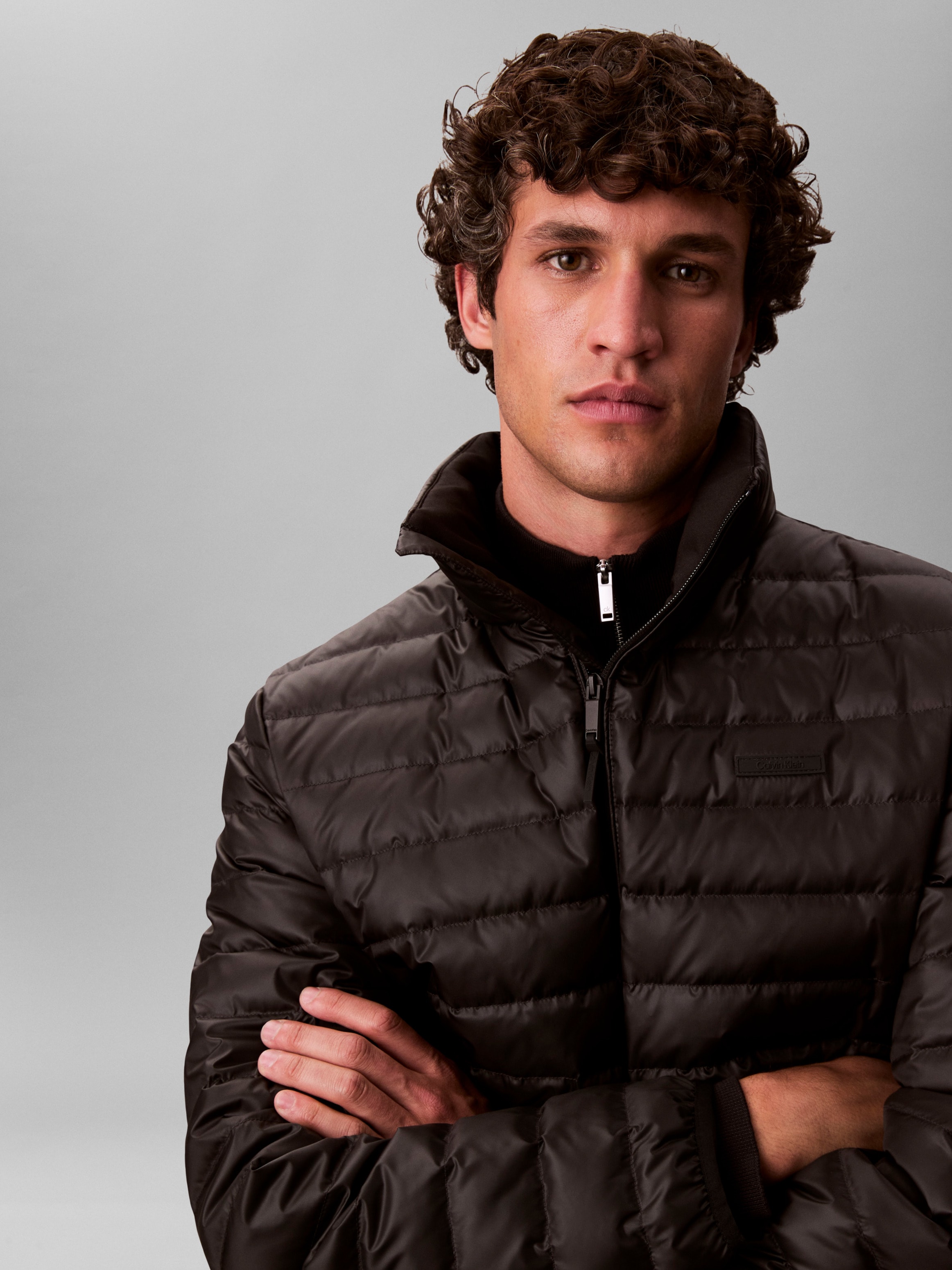 Calvin Klein Veste matelassée »LS LT WT NYLN CHNNLD« sans capuche avec encolure ronde