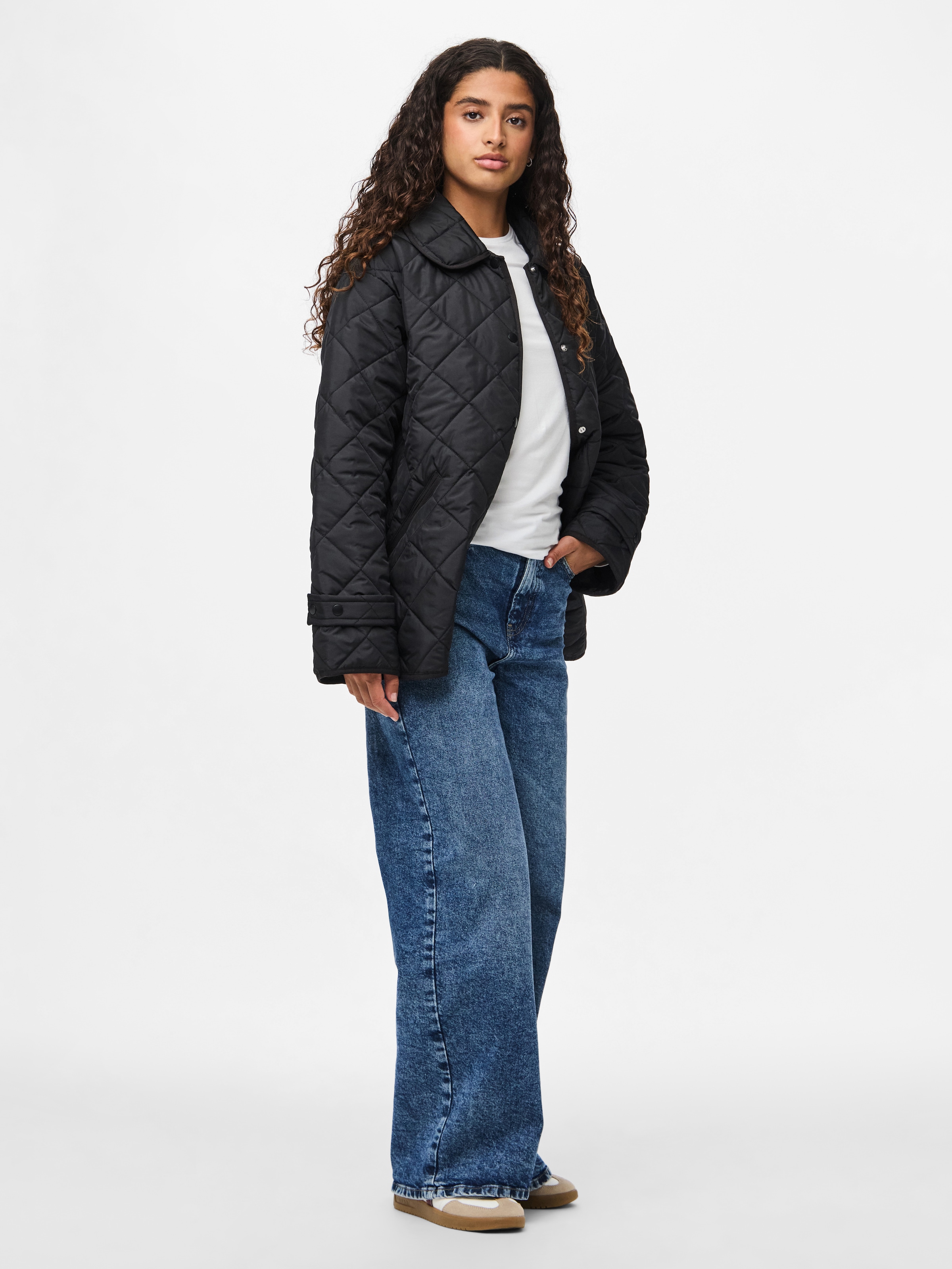 pieces Veste matelassée »PCEMILY SHORT QUILTED JACKET NOOS BC« fibre synthétique