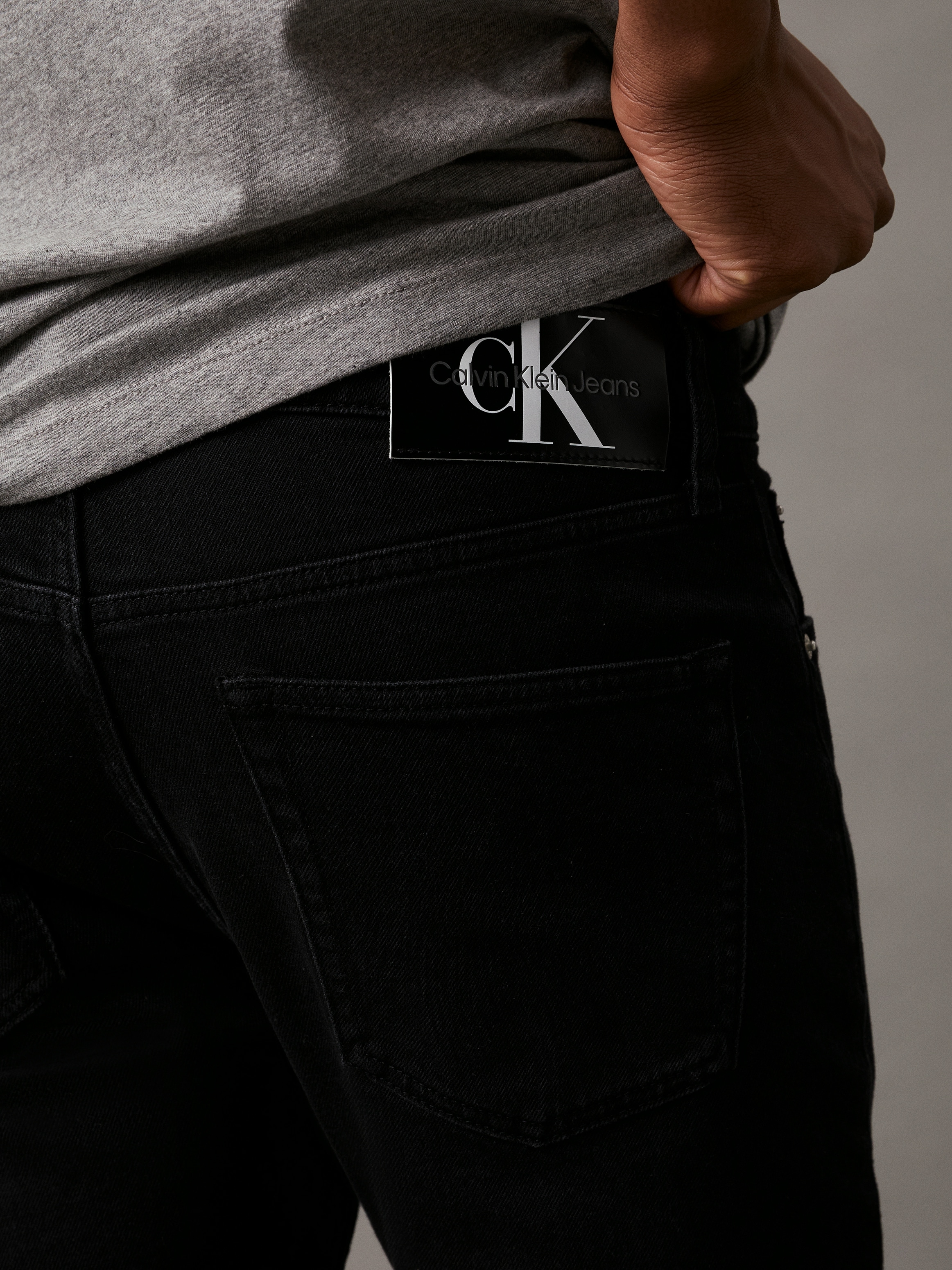 Calvin Klein Jeans Jeans slim »SLIM TAPER« mit Markenlabel