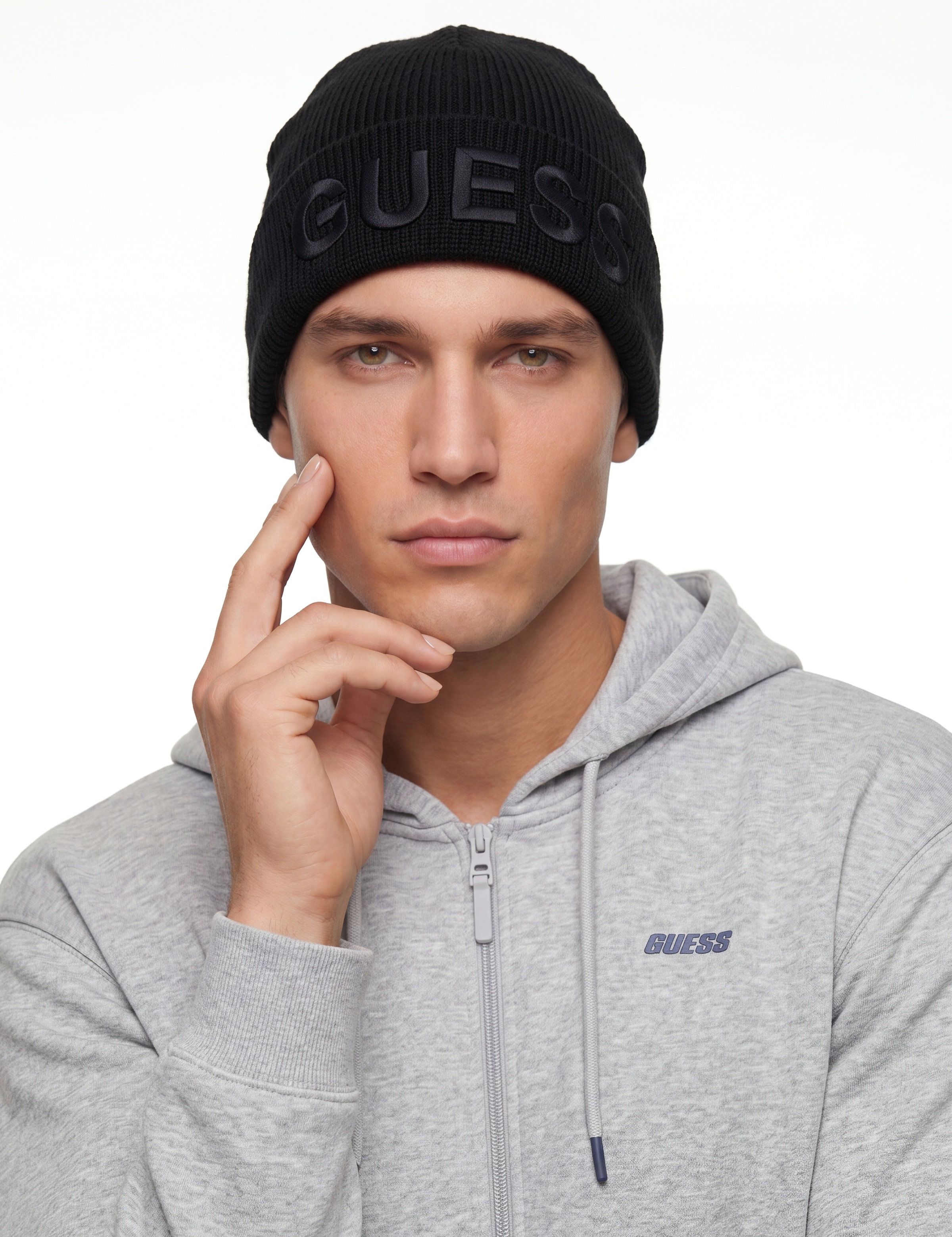 Guess Bonnet tricoté »BEANIE« avec grand logo imprimé