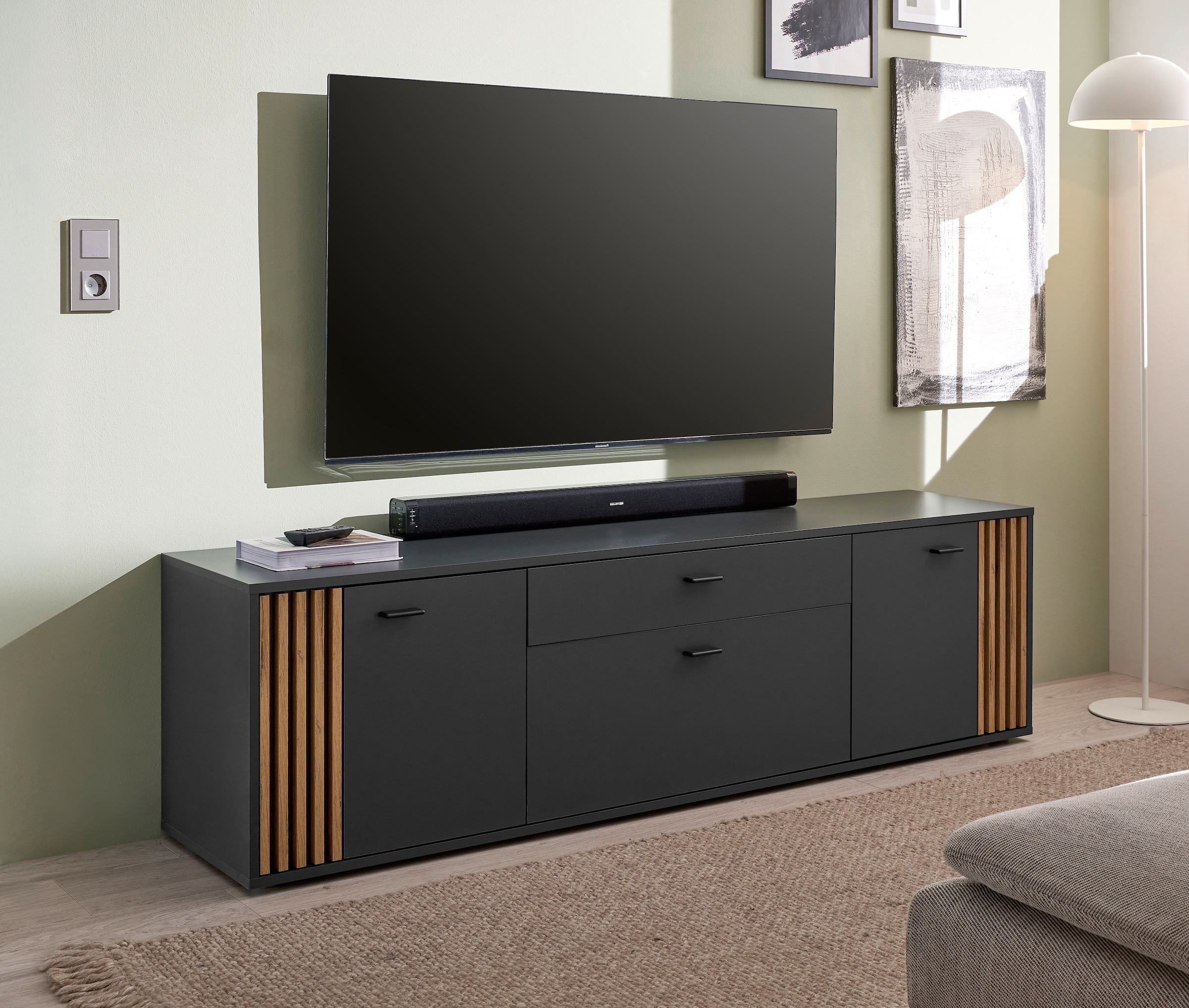 HBZ Lowboard »Dublin TV-Schrank, BxHxT 180x50x38cm« 1 Stk. tlg. Breite 180cm, Softclose, Metallgriffe