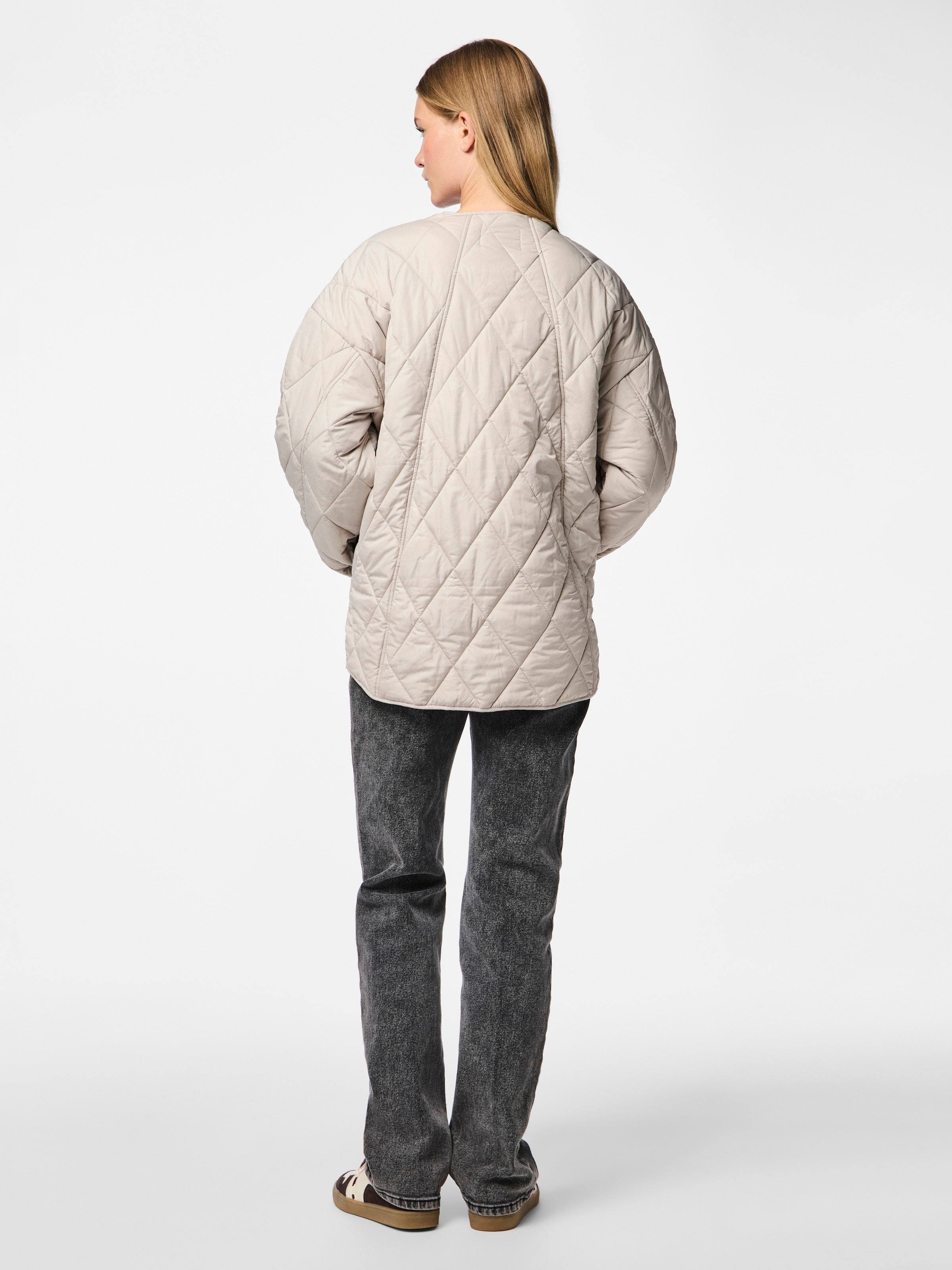 pieces Veste matelassée »PCSTELLA QUILTED JACKET NOOS BC« Kunstfaser