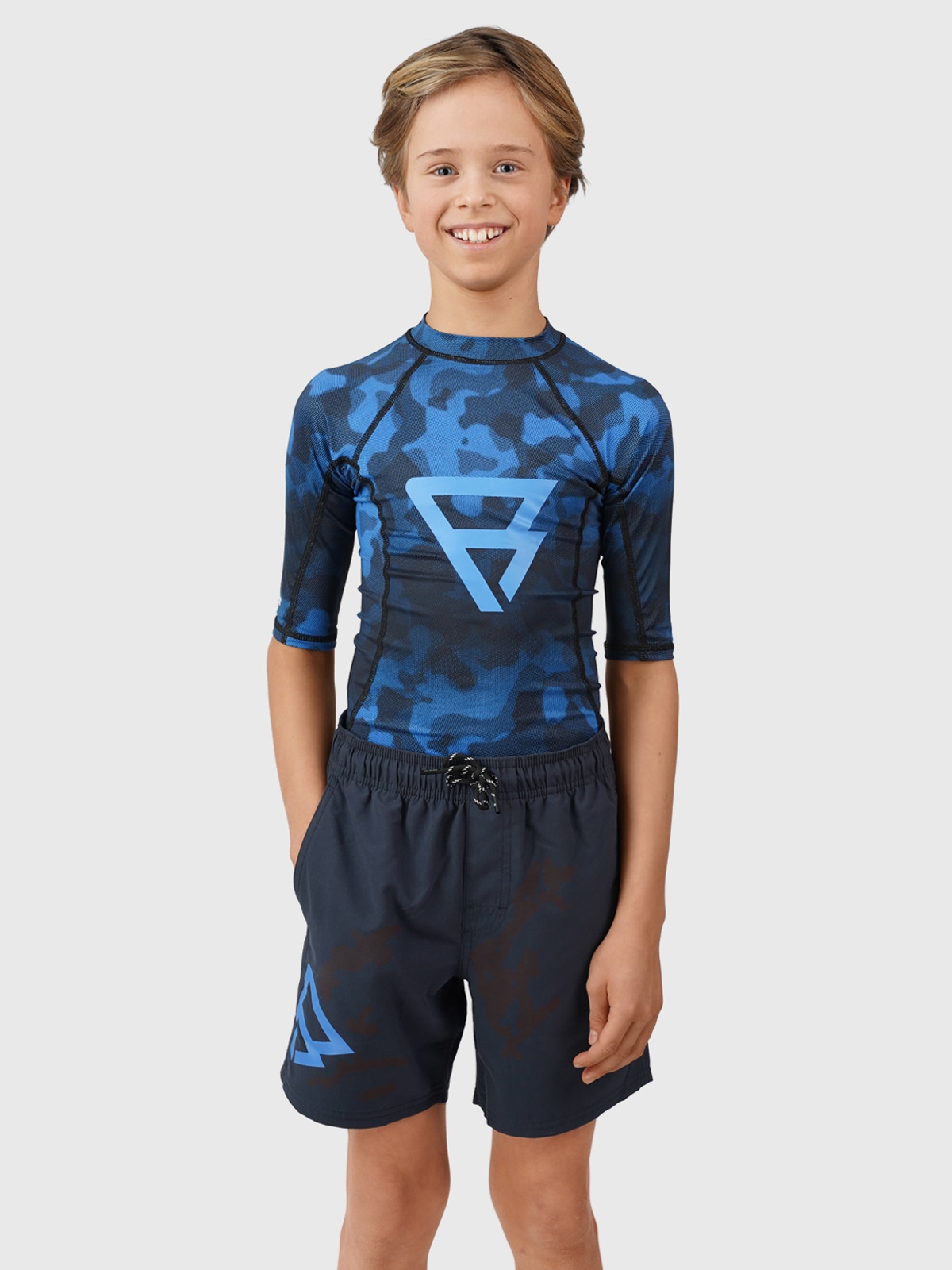 Brunotti Strandshorts  mit seitlichen Eingrifftaschen