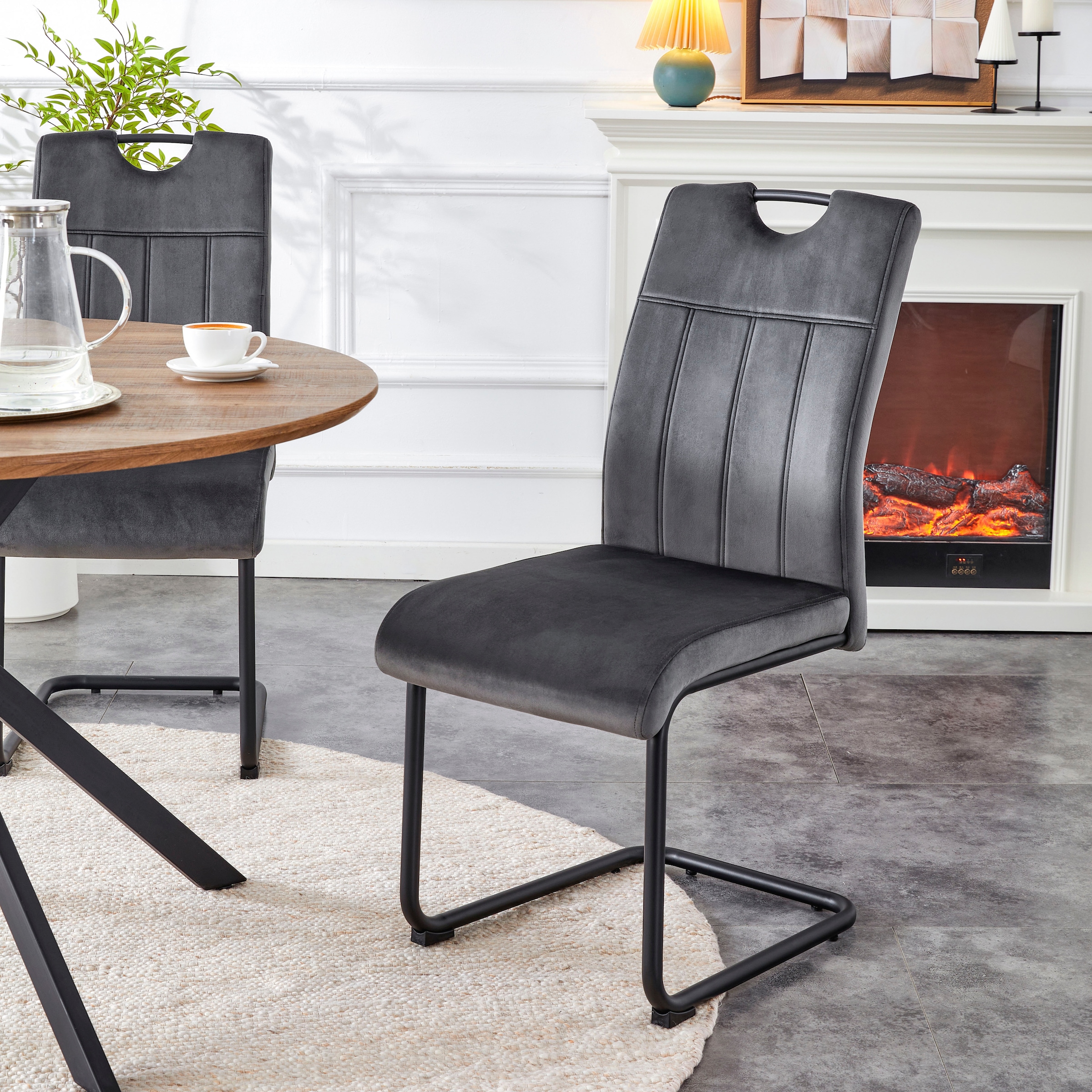 Home affaire Esszimmerstuhl »BRANDON, 2er Set, mit Metallgestell in matt schwarz« (Set) 2 Stk.in verschiedenen Farben, Belsatbarkeit pro Stuhl 120 kg, 360° drehbar