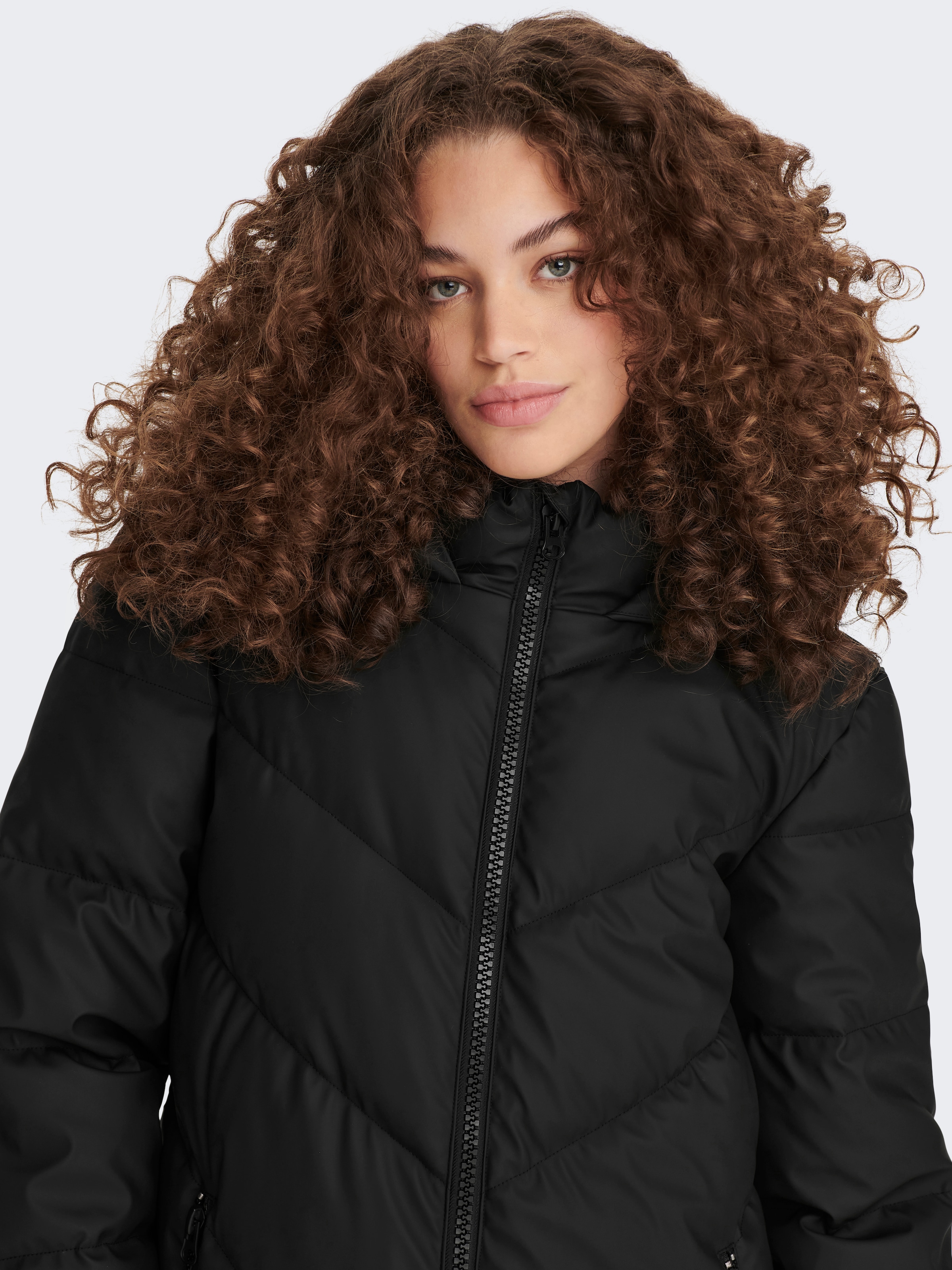 JDY Manteau matelassé »JDYNOLIN LIFE ULRIKKA WATER REP OTW NOOS«