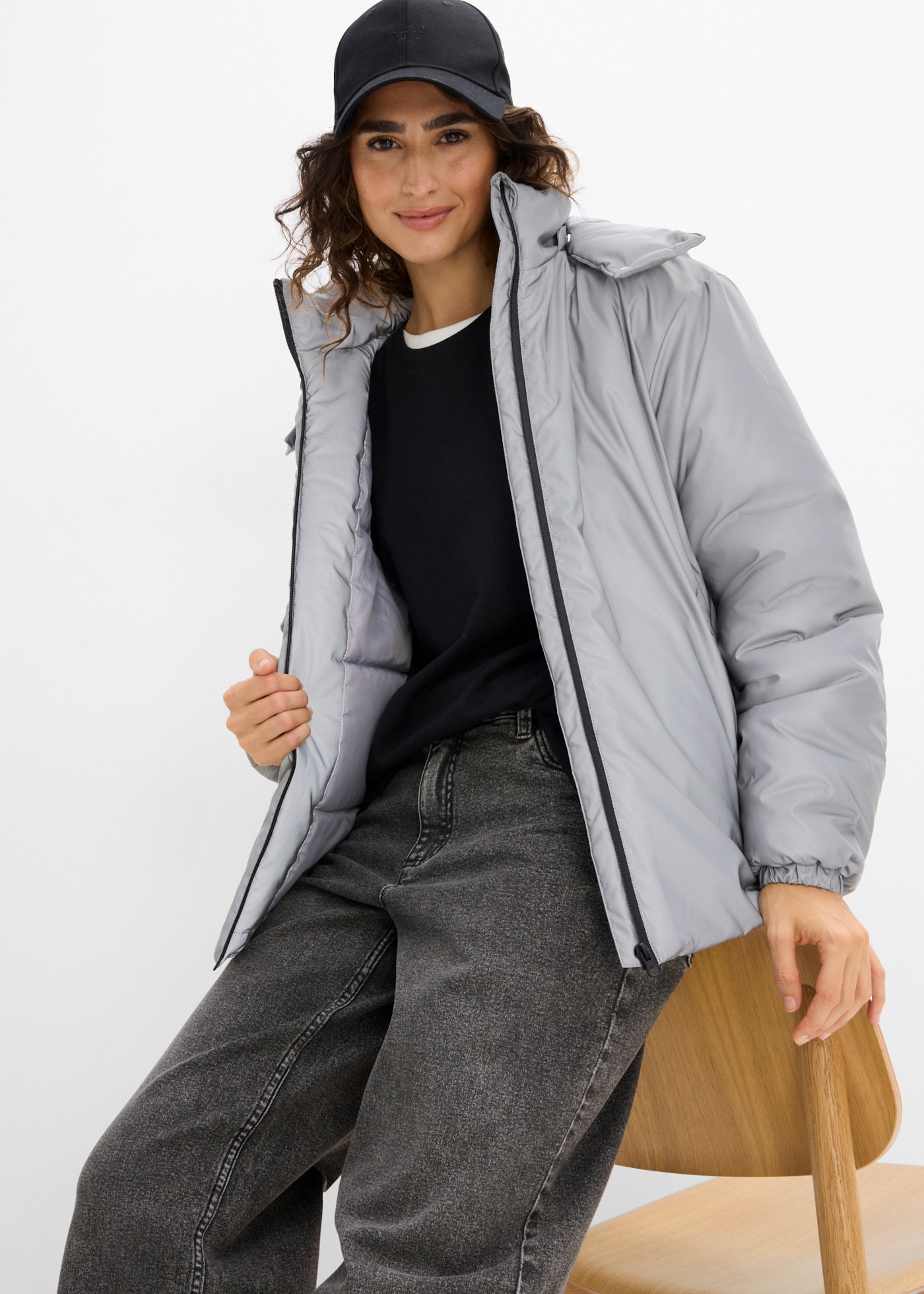 bonprix Veste fonctionnelle avec design réfléchissant, coupe oversize, style sportif