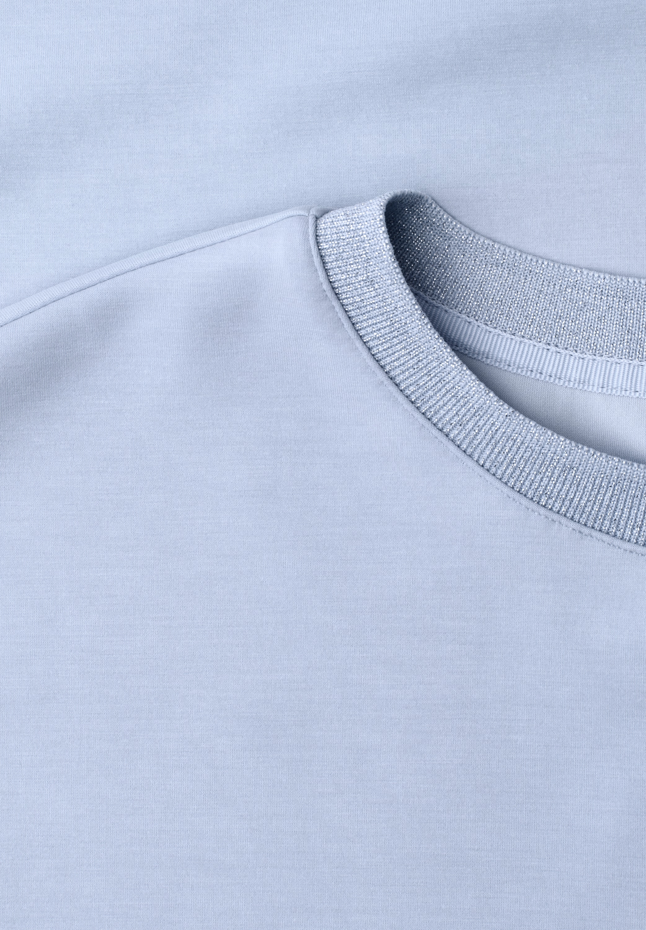 STREET ONE Kurzarmshirt Sommershirt im Silk-Look und mit Glitzerdetail