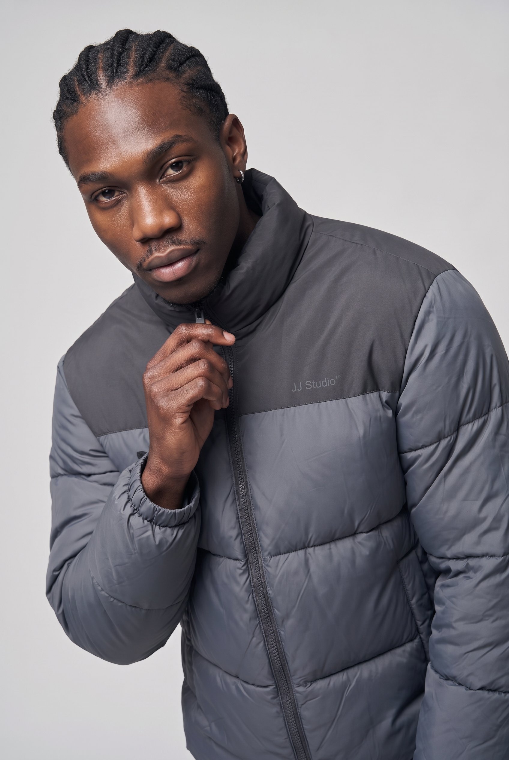 Jack & Jones Veste matelassée »JJRAZE COLLAR STAND PUFFER« fibre synthétique, coupe régulière