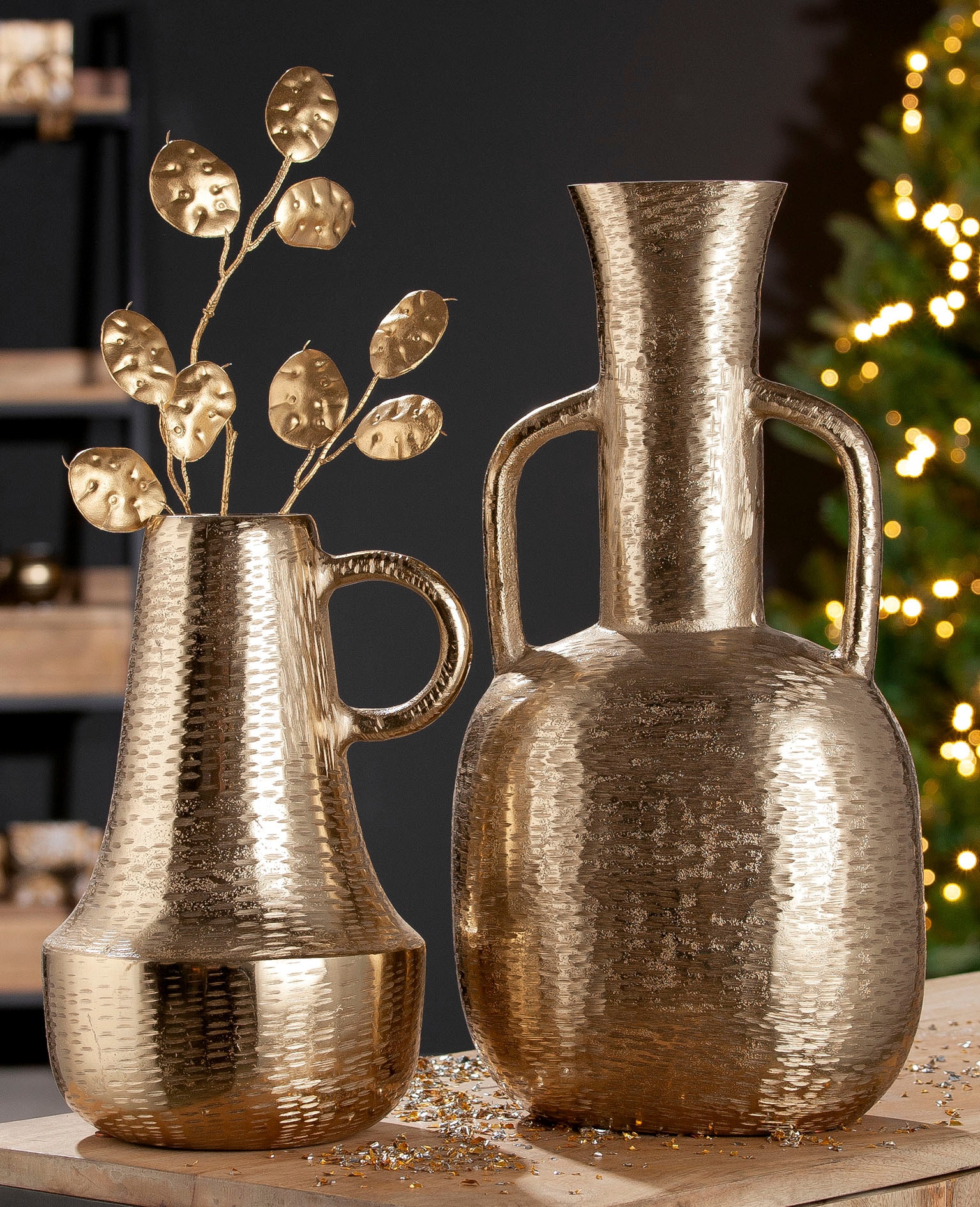 GILDE Vase de table »Lola, in Krugform, Dekovase« Vase aus Aluminium, mit geritzter Oberflächenstruktur, Höhe ca. 30 cm