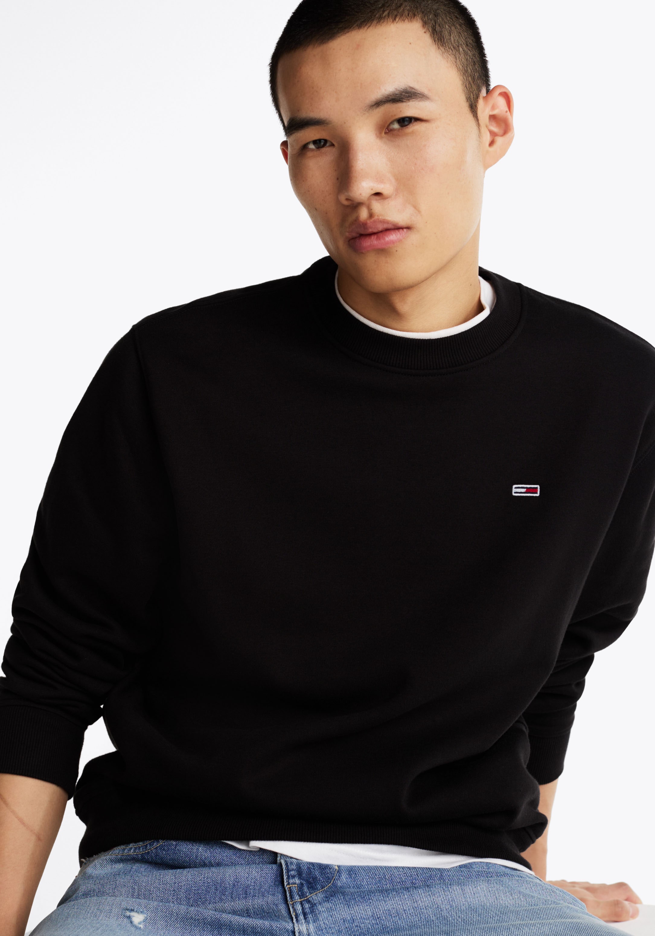 Tommy Jeans Sweat-shirt »TJM REGULAR FLAG CREW NECK«, Avec logo de marque brodé au niveau de la poitrine
