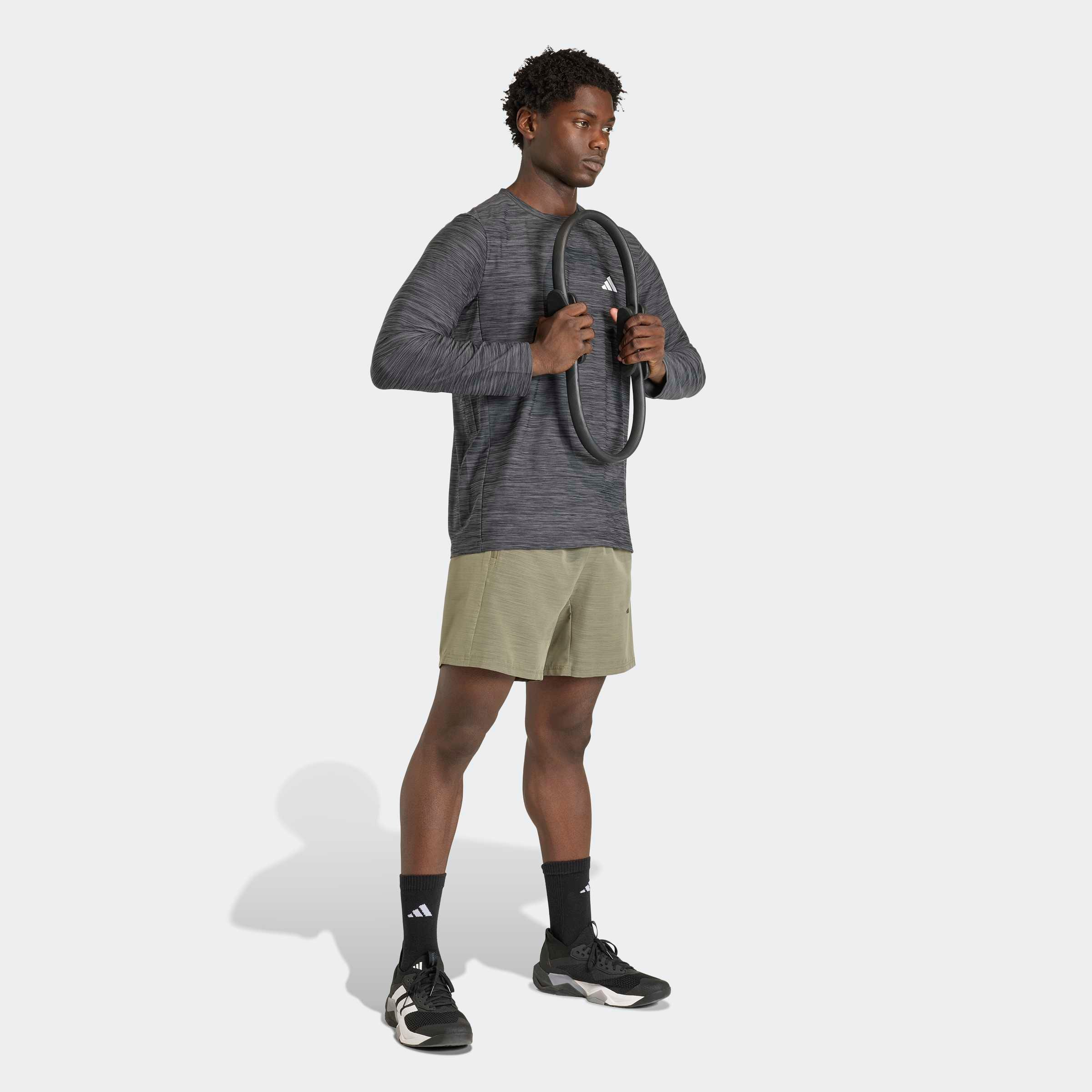 adidas Performance Shorts »WORKOUT ESSENTIALS BASE, GEWEBT«