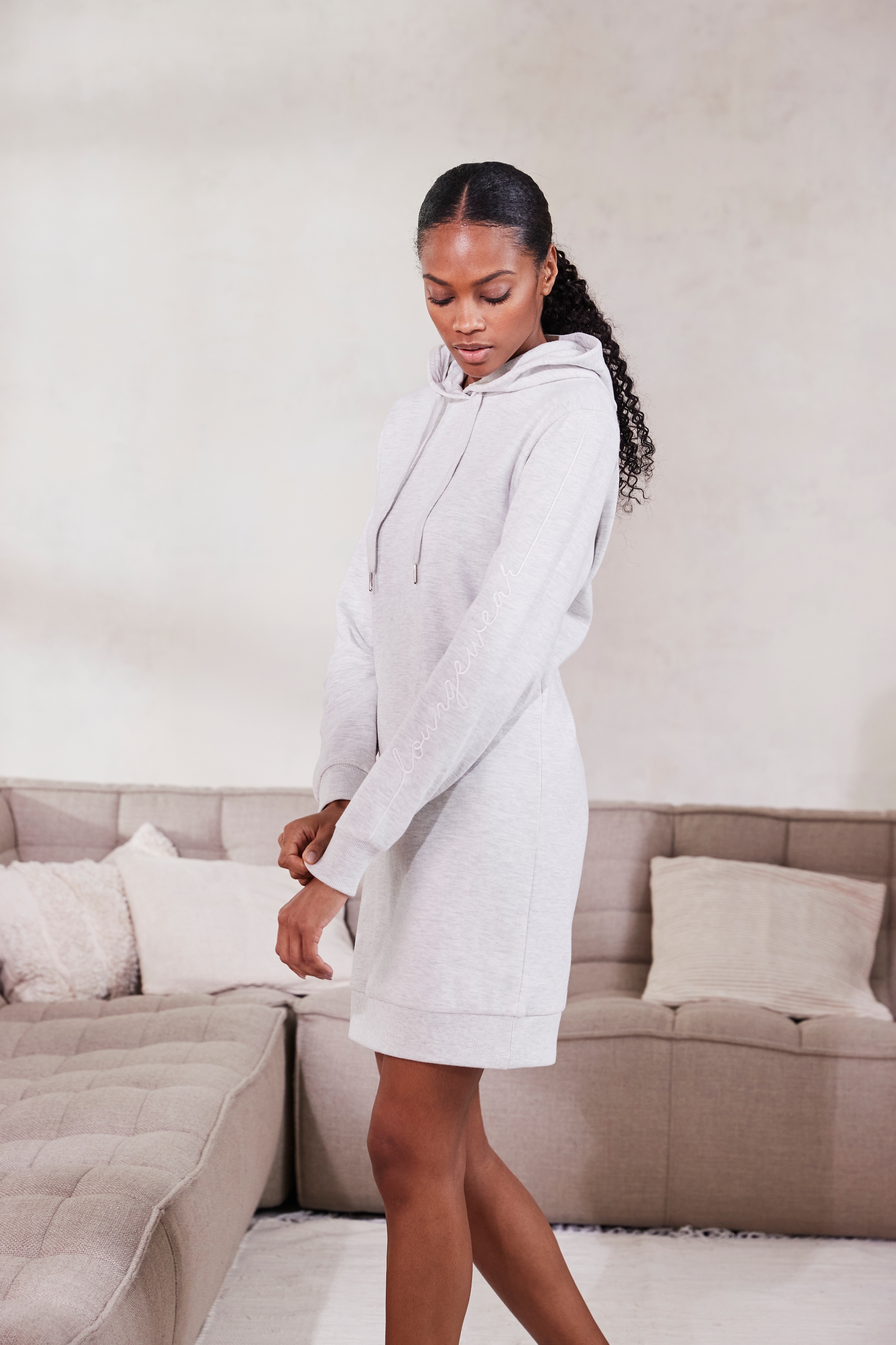 Vivance Robe en sweat mit Loungewear Stickerei, Loungekleid