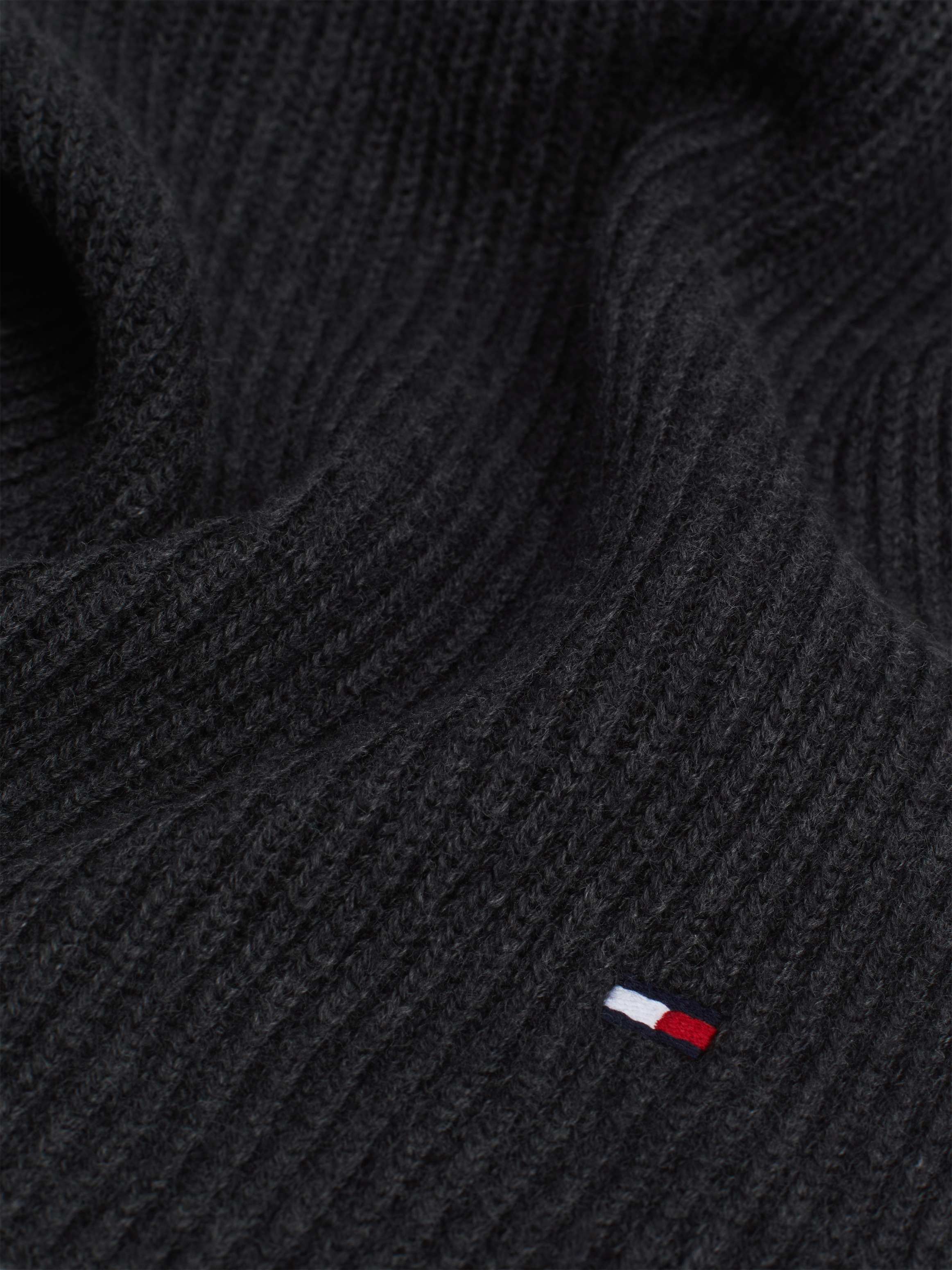 Tommy Hilfiger Strickschal »TH FLAG PIMA COTTON CASH SCARF« mit Logostickerei, mit Kaschmiranteil Unisex