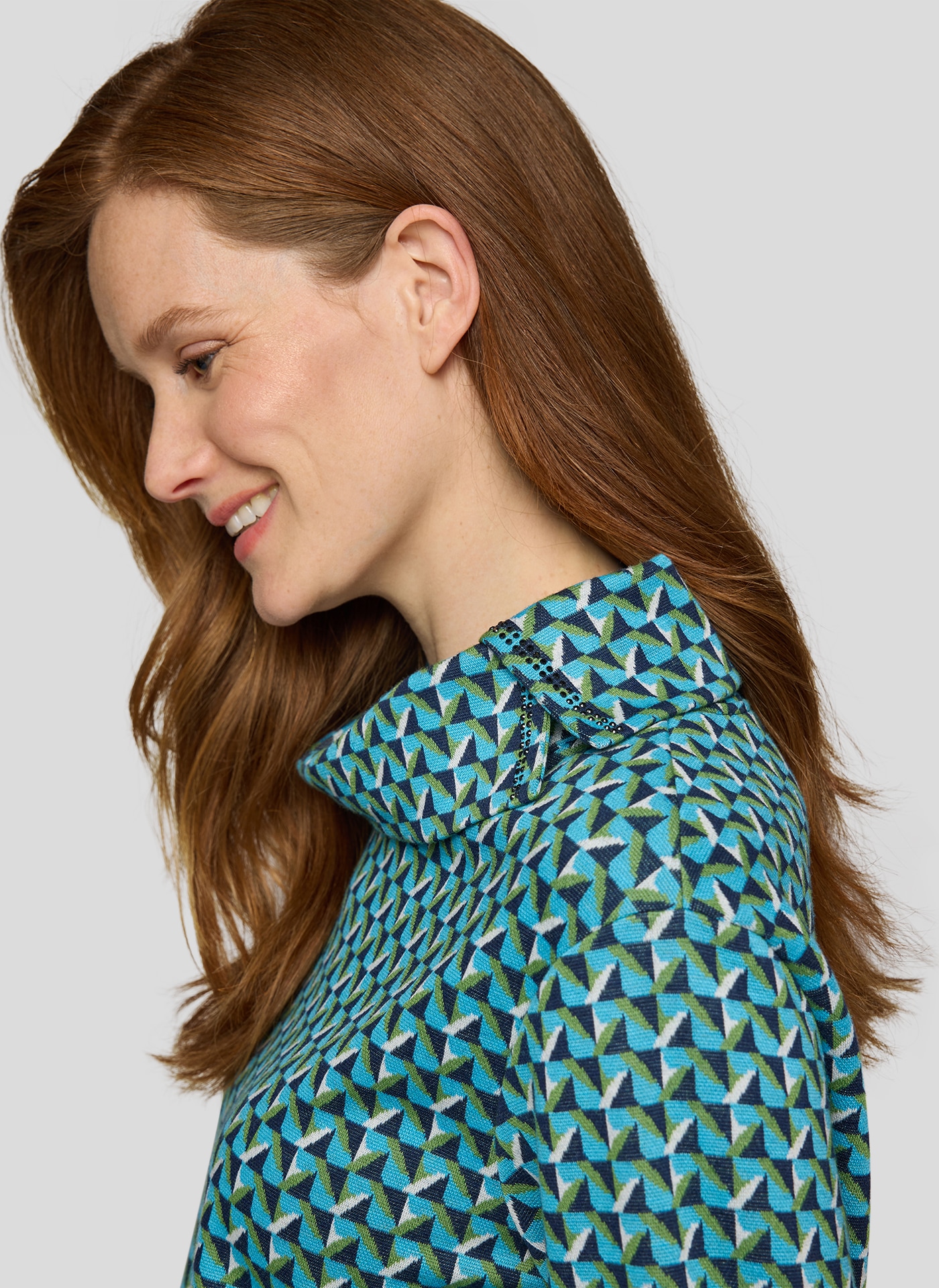 Rabe T-shirt à manches 3/4 mit geschlitztem Rollkragen und Minimal Print