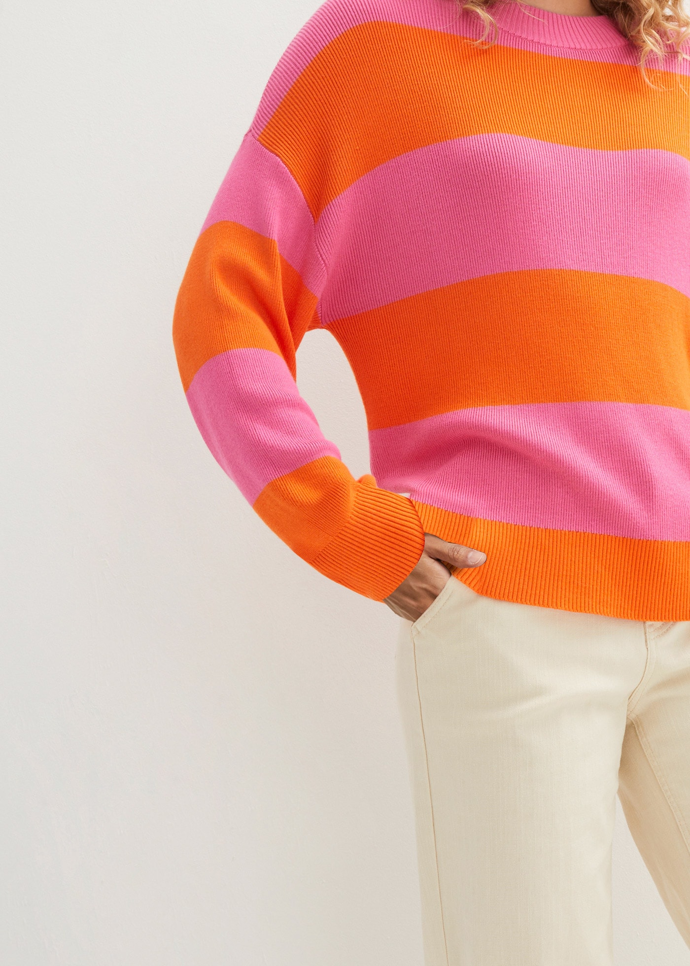 bonprix Strickpullover gestreiftes Design, ohne Verschluss, normale Länge, Oversize-Passform