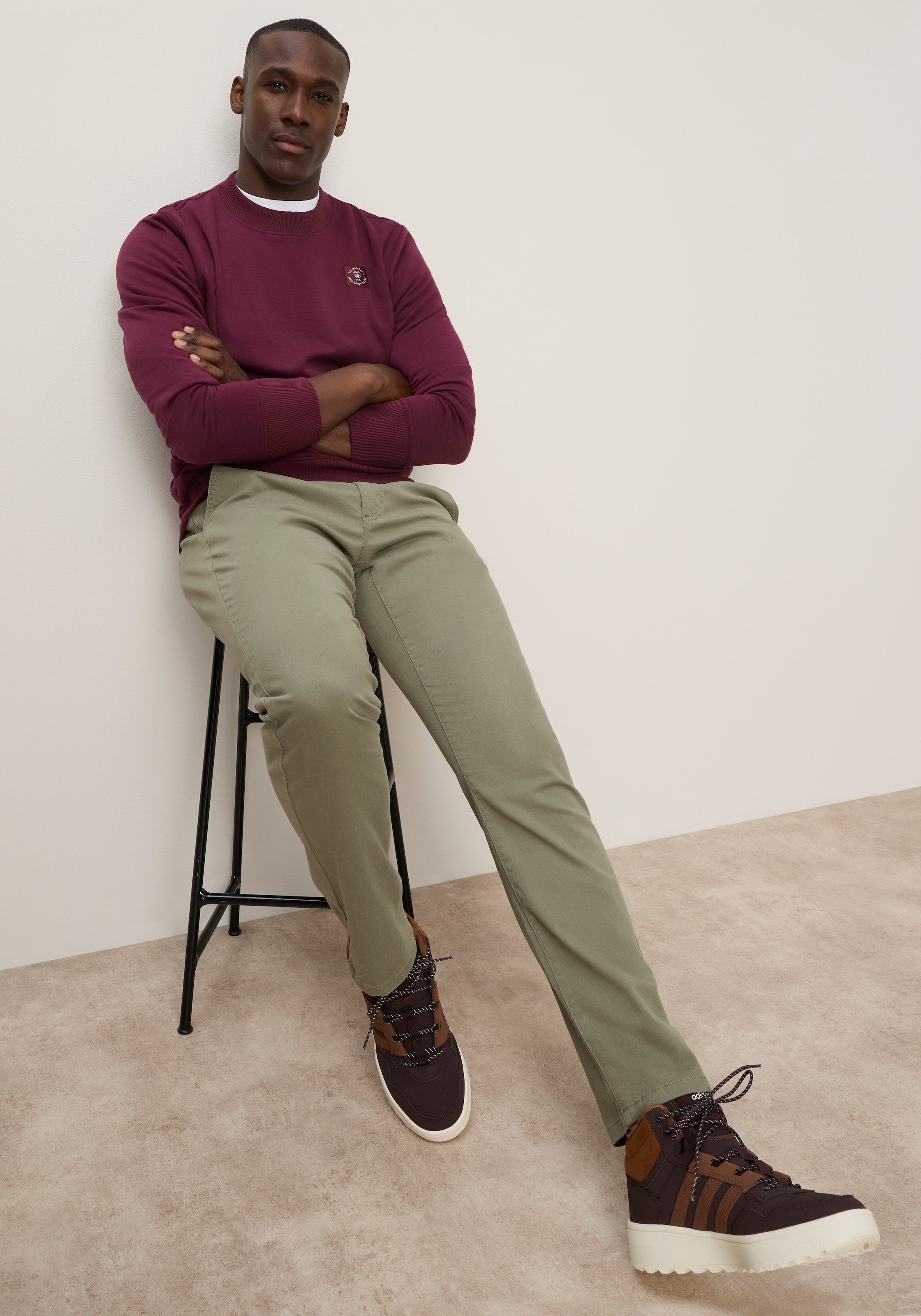 DELMAO Sweatshirt »- Der Delmao Klassiker«, mit Rundhalsausschnitt, Langarm, aus Baumwolle und Polyester
