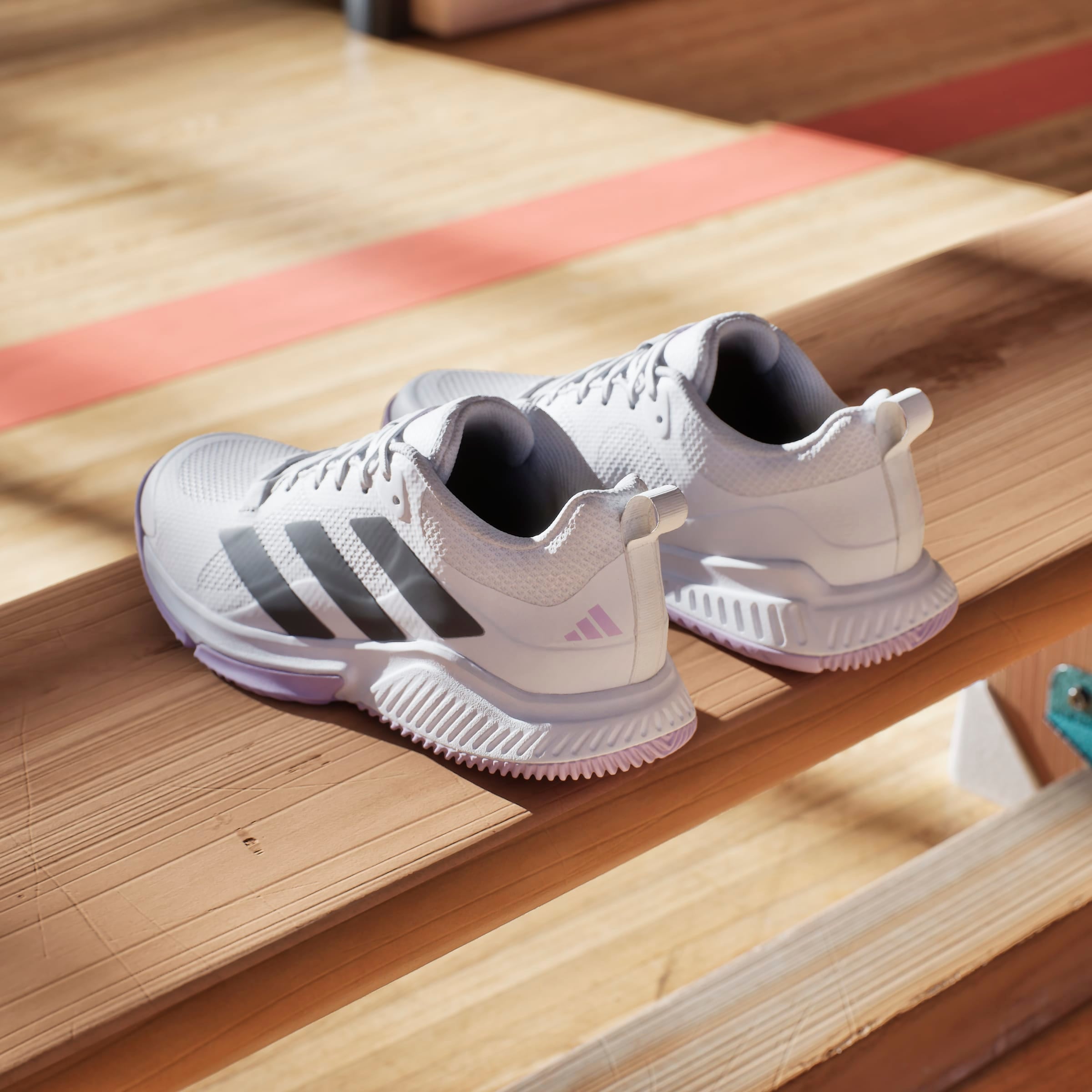 adidas Performance »COURT TEAM BOUNCE 2.0«  geeignet für jeden Hallensport